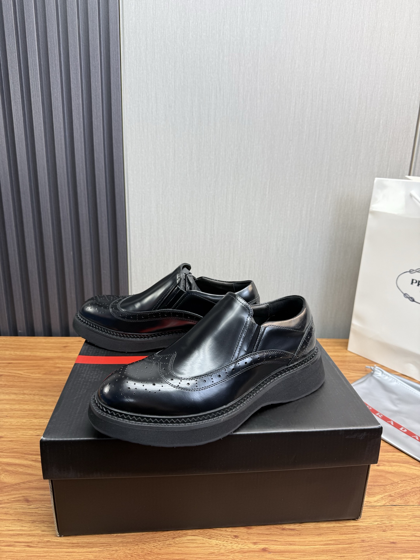 Male Leather Shoes Cow Leather Lightweight