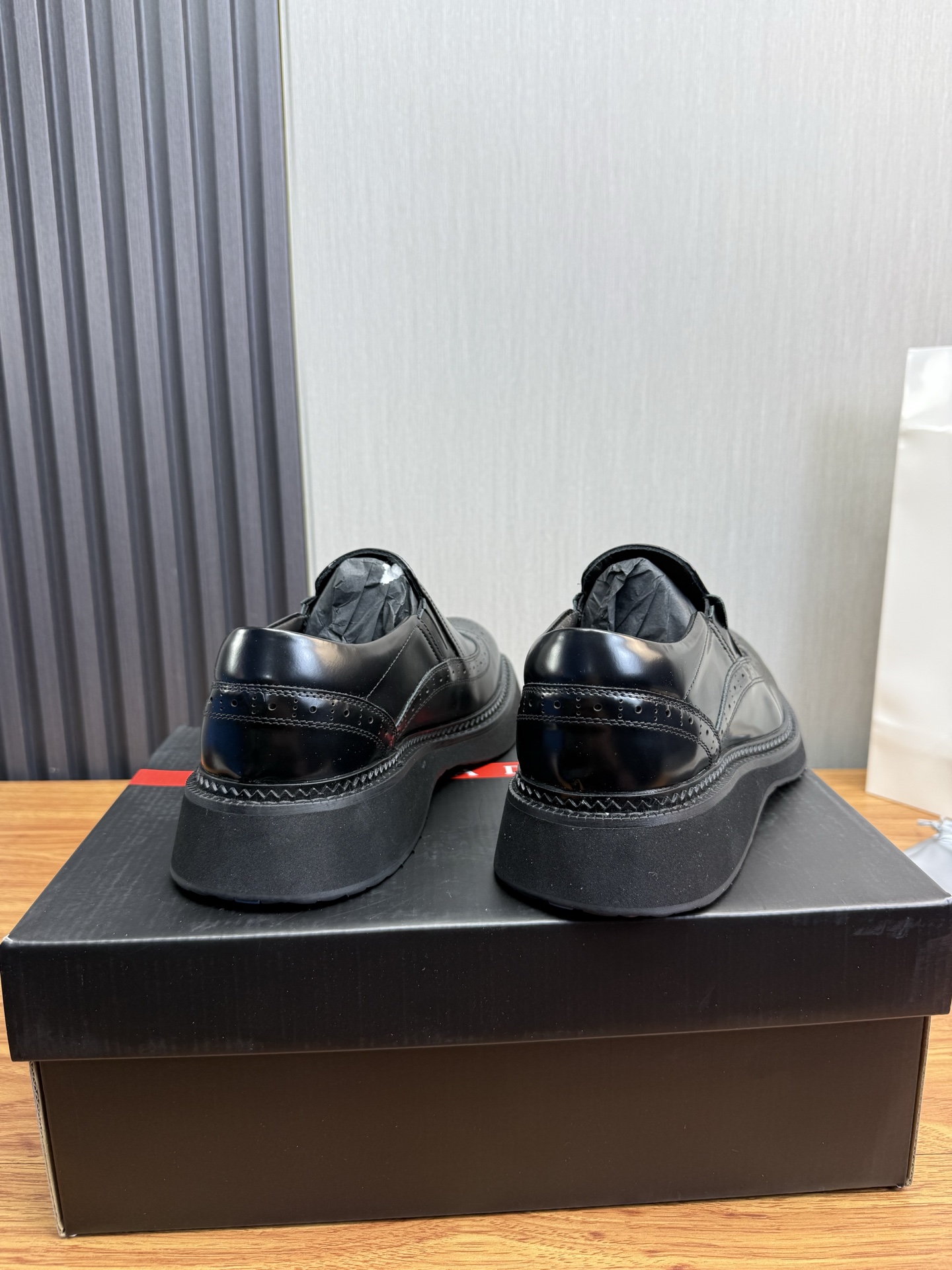 Male Leather Shoes Cow Leather Lightweight
