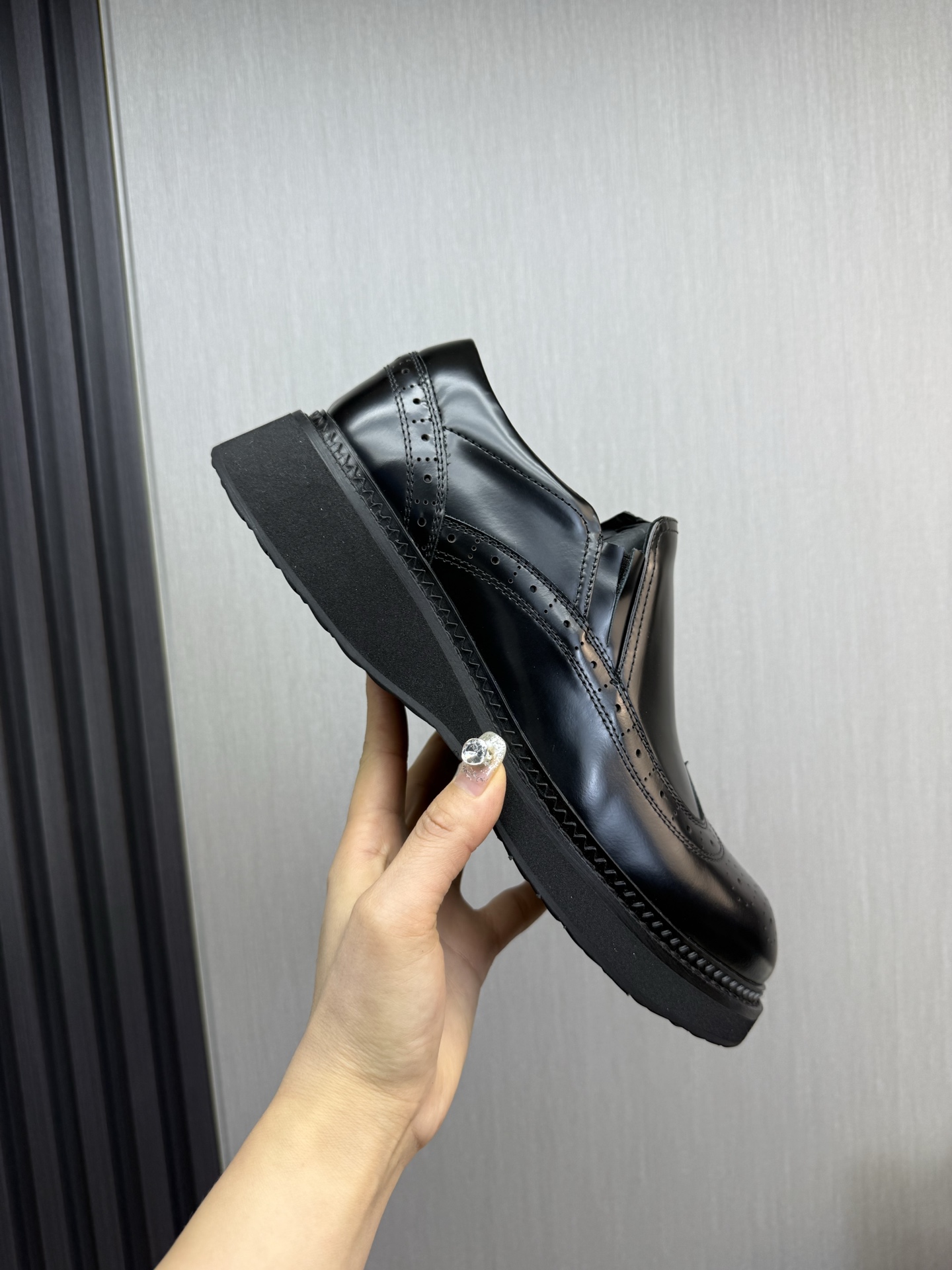 Male Leather Shoes Cow Leather Lightweight