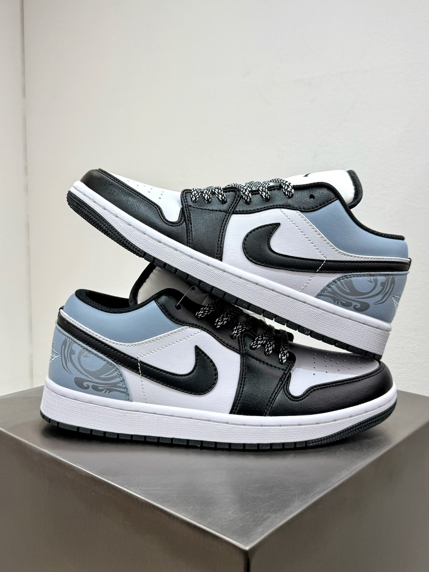 Jordan Nike Male Basic Shoes L