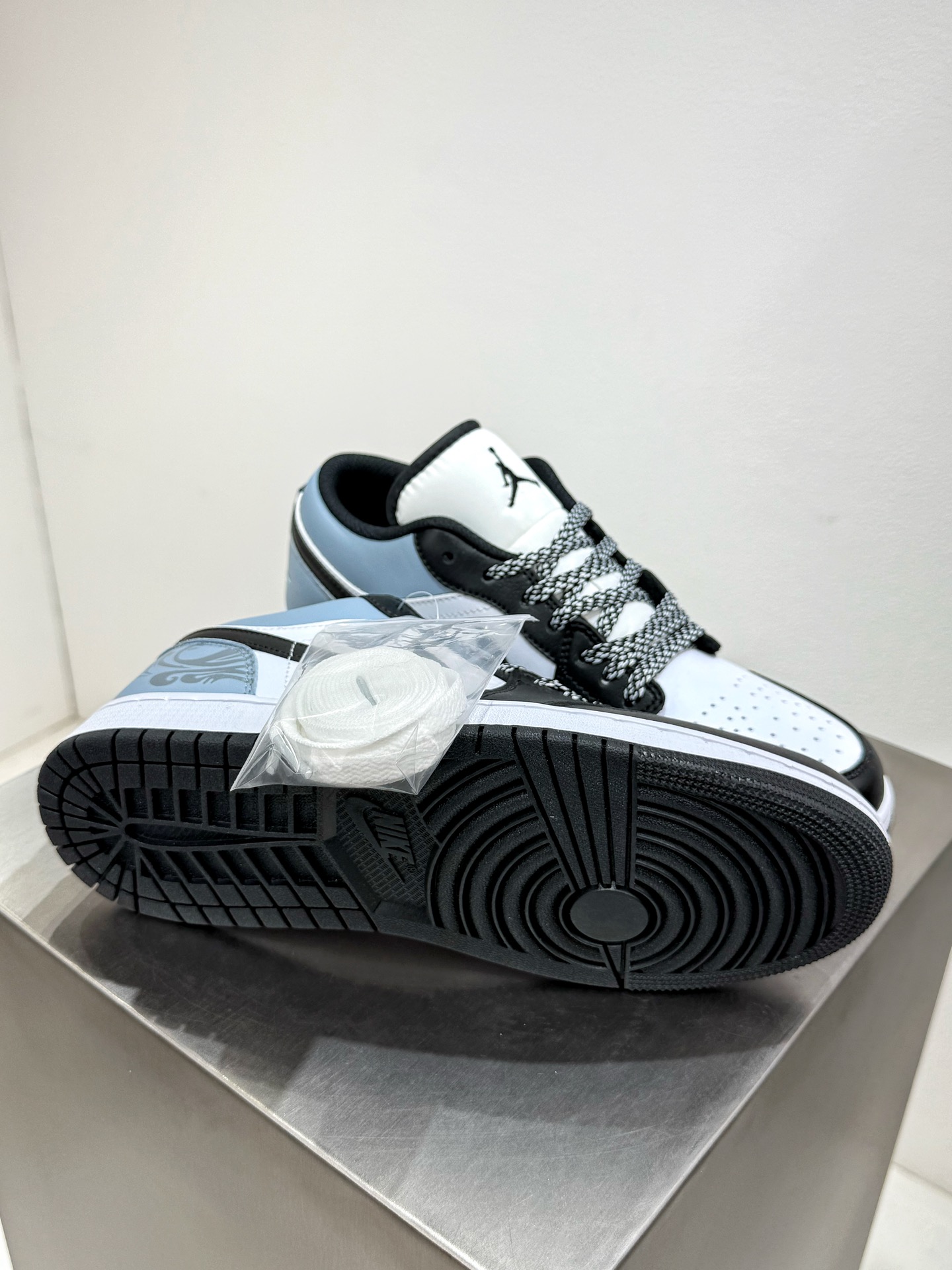 Jordan Nike Male Basic Shoes L