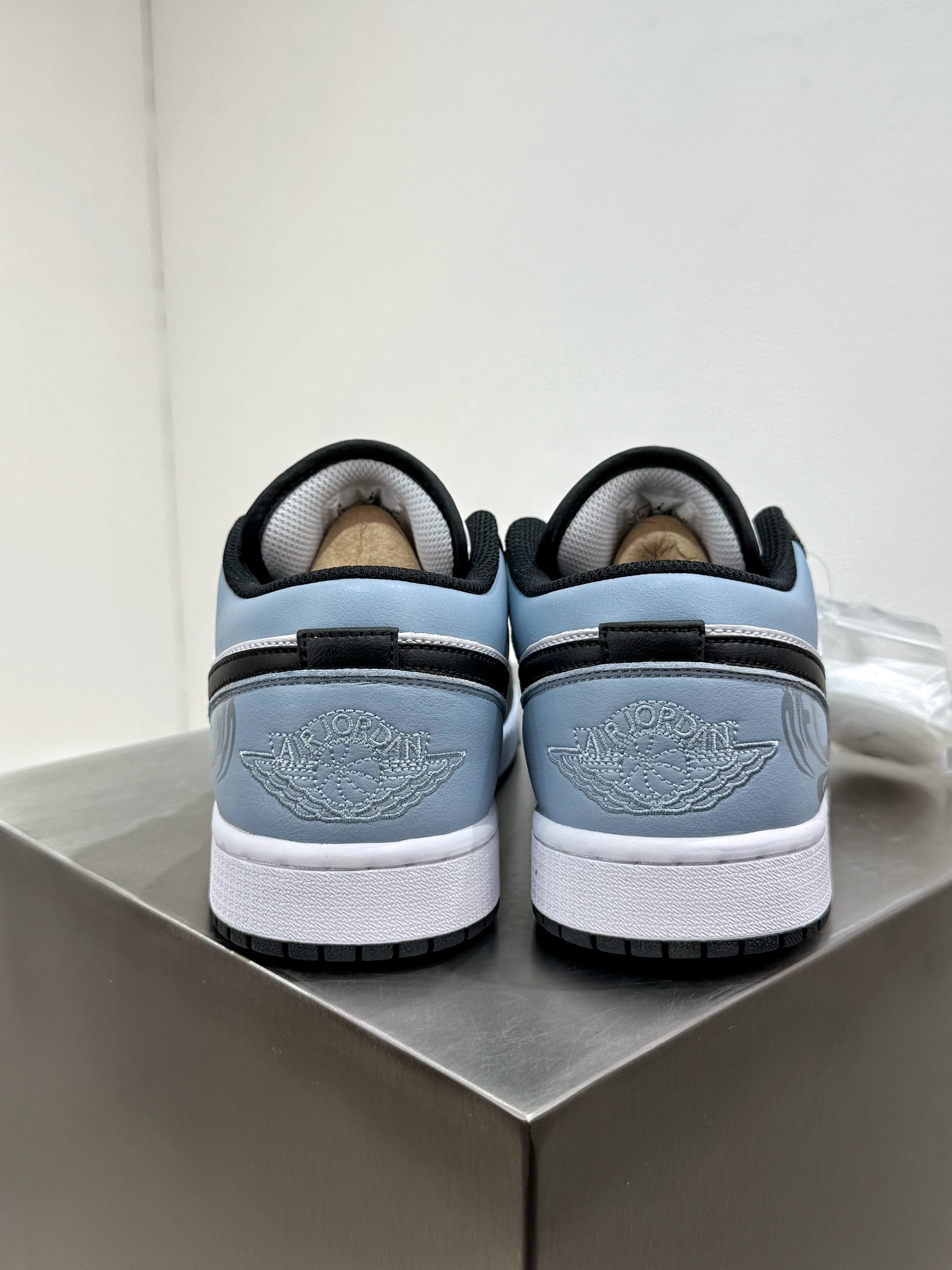 Jordan Nike Male Basic Shoes L