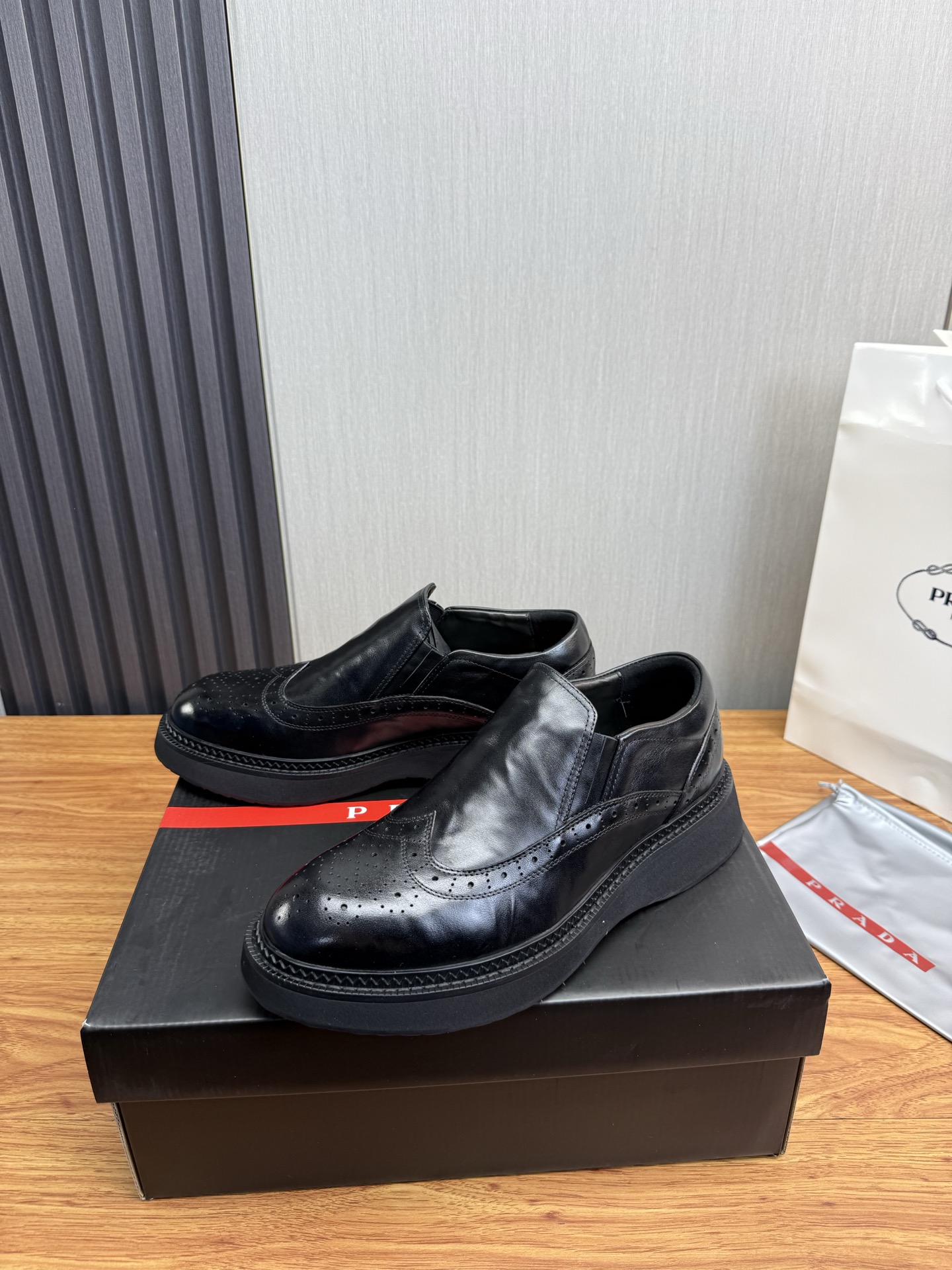Male Leather Shoes Cow Leather Lightweight