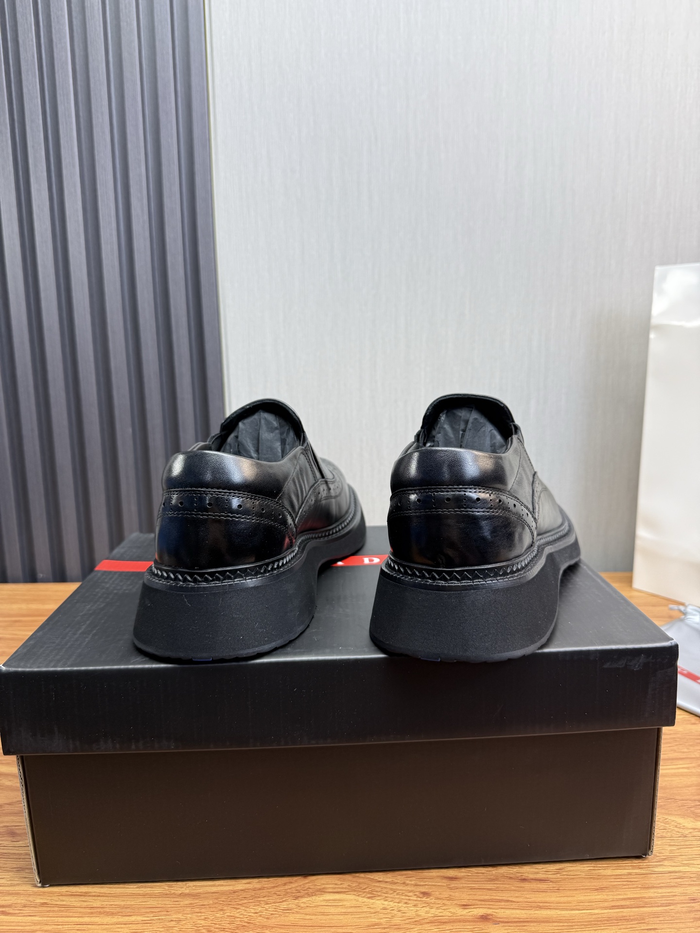 Male Leather Shoes Cow Leather Lightweight