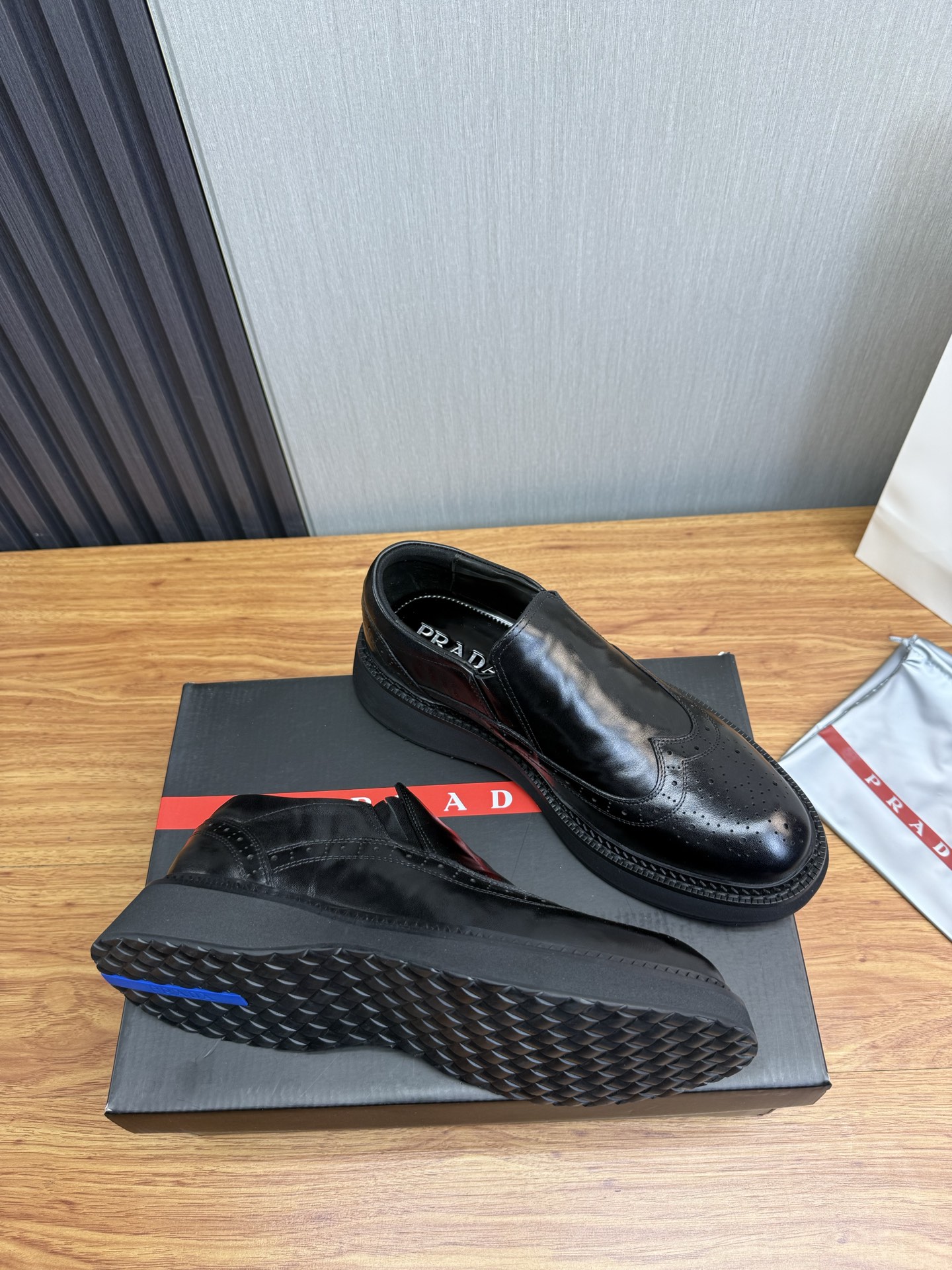 Male Leather Shoes Cow Leather Lightweight