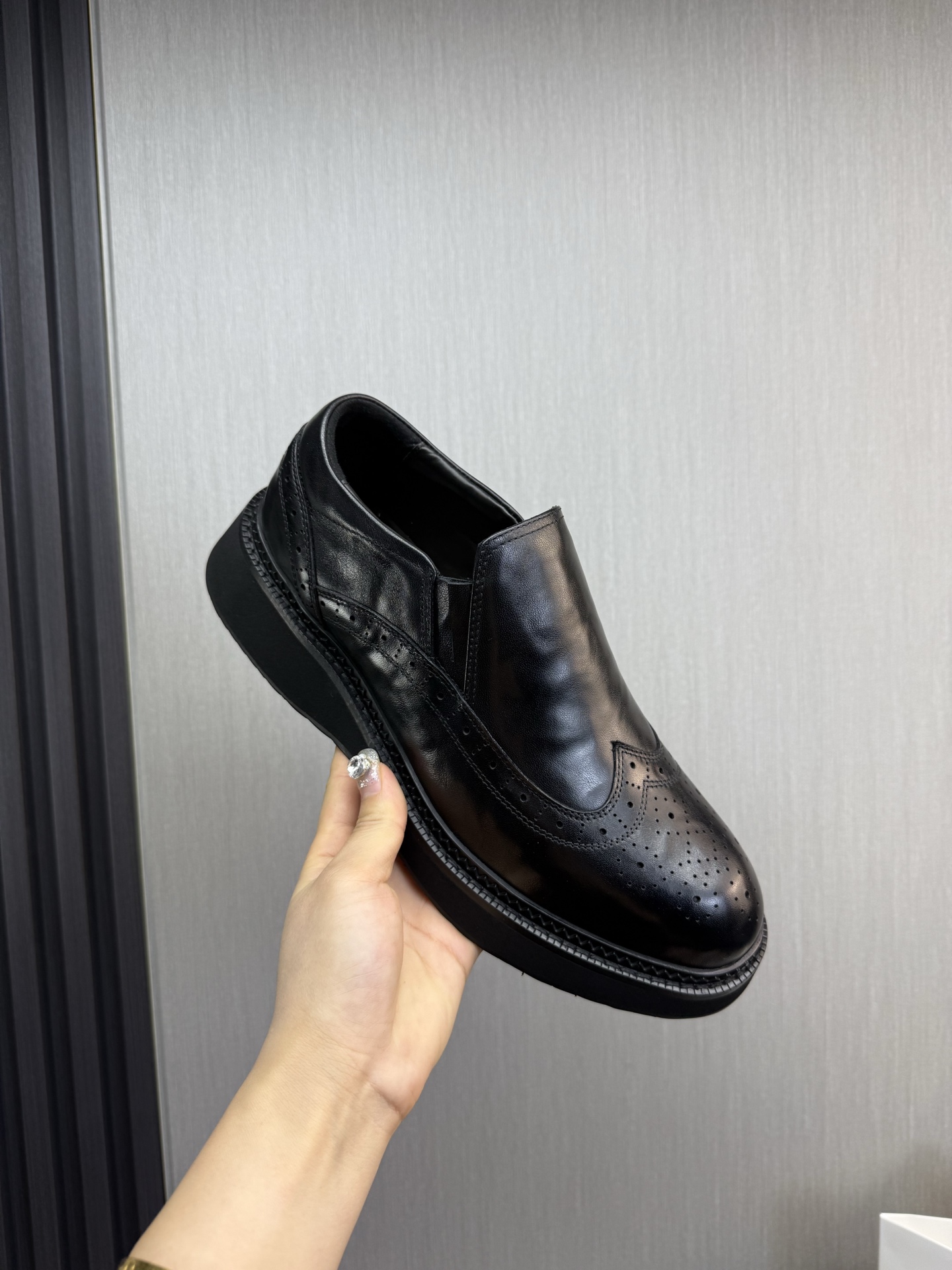 Male Leather Shoes Cow Leather Lightweight