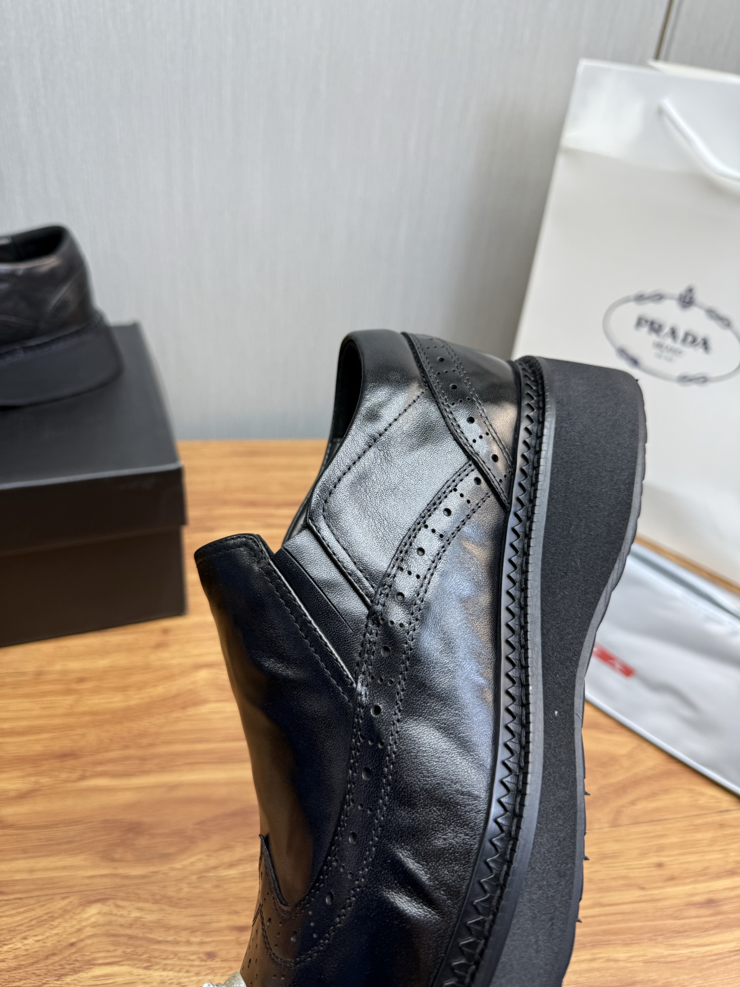 Male Leather Shoes Cow Leather Lightweight