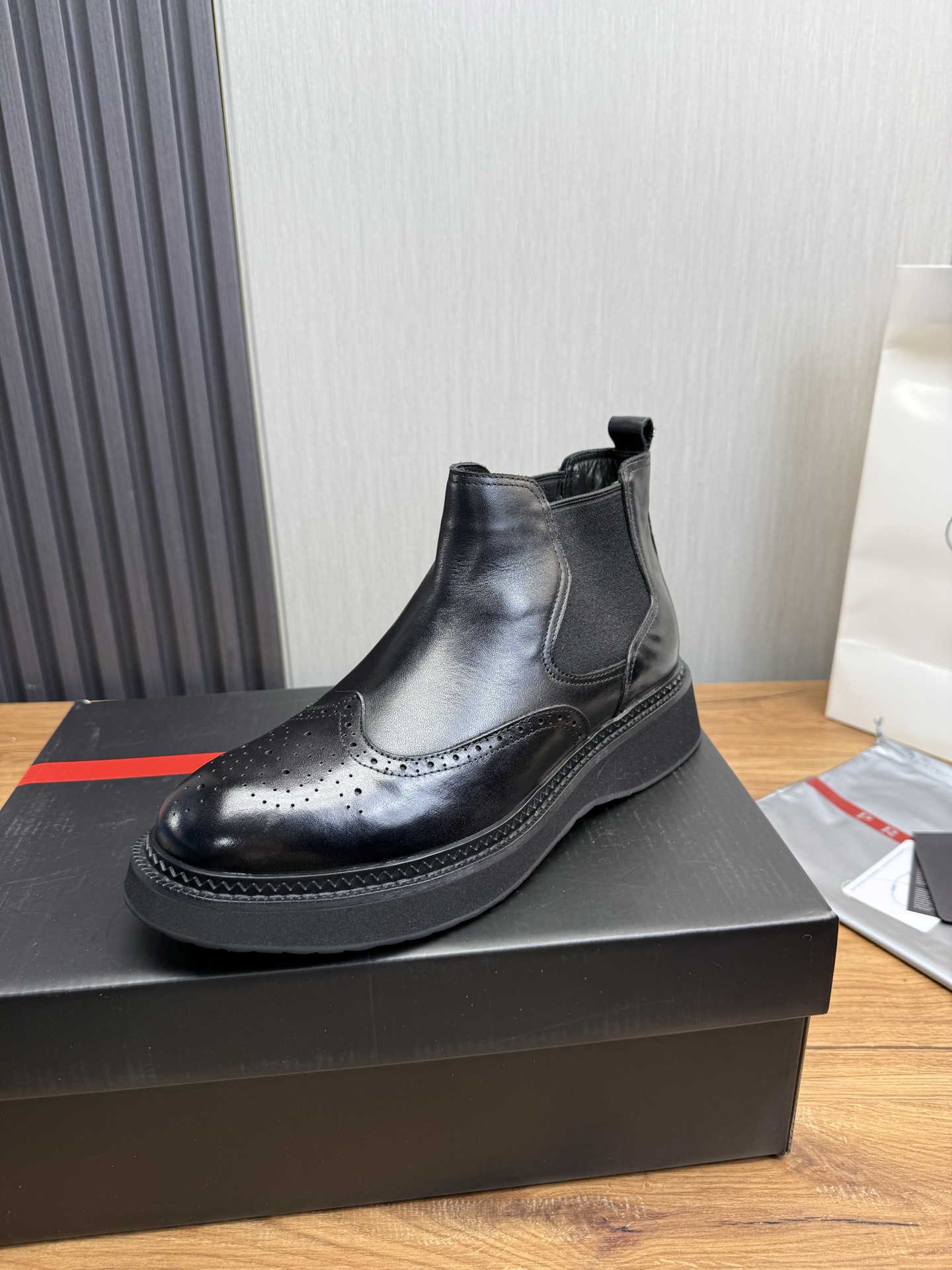 Male Leather Shoes Cow Leather Lightweight