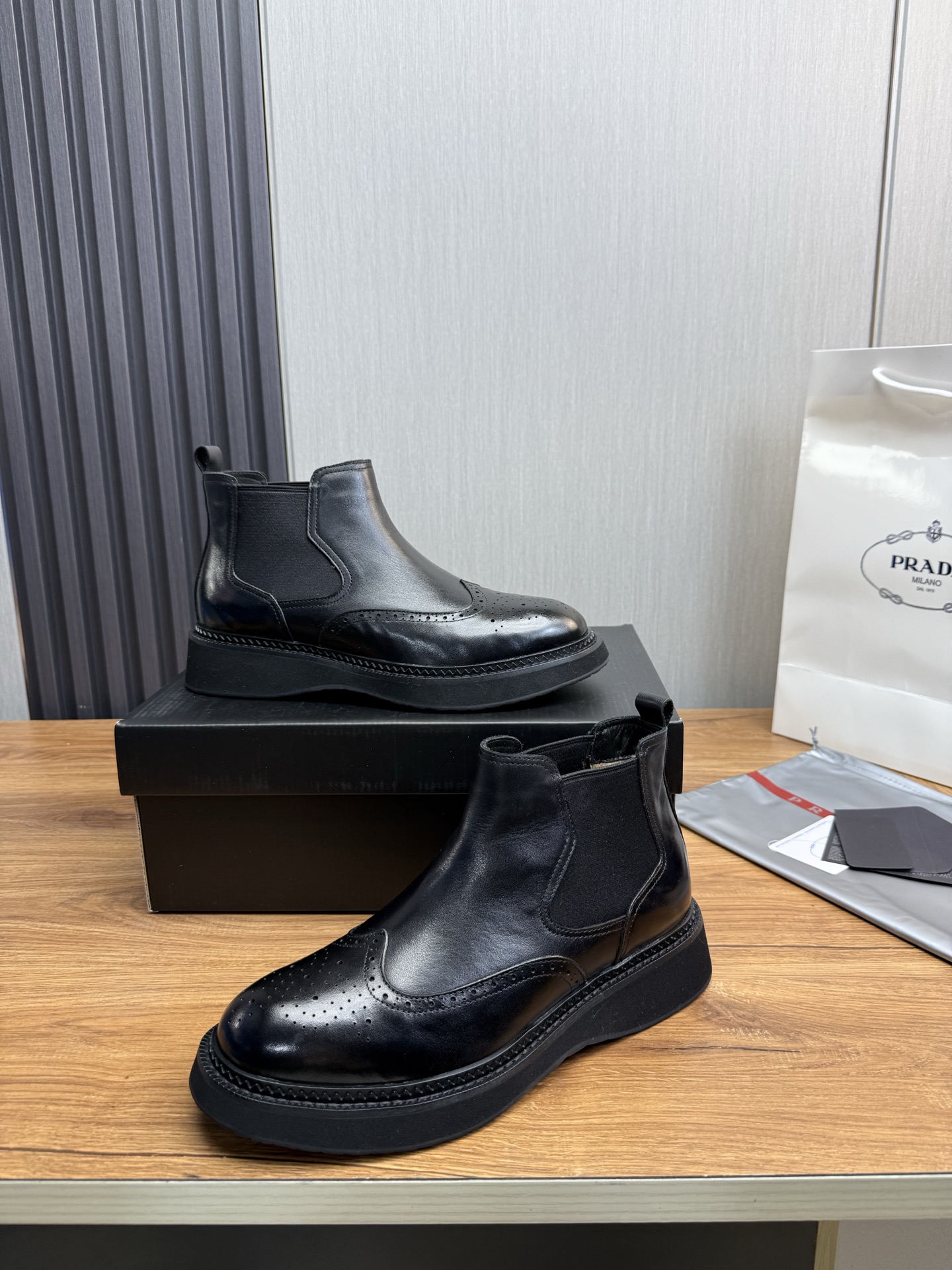 Male Leather Shoes Cow Leather Lightweight