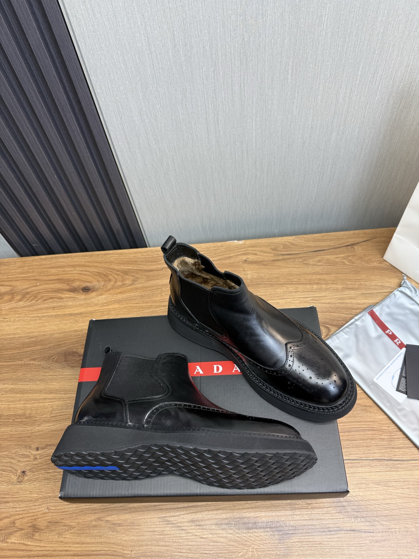 Male Leather Shoes Cow Leather Lightweight