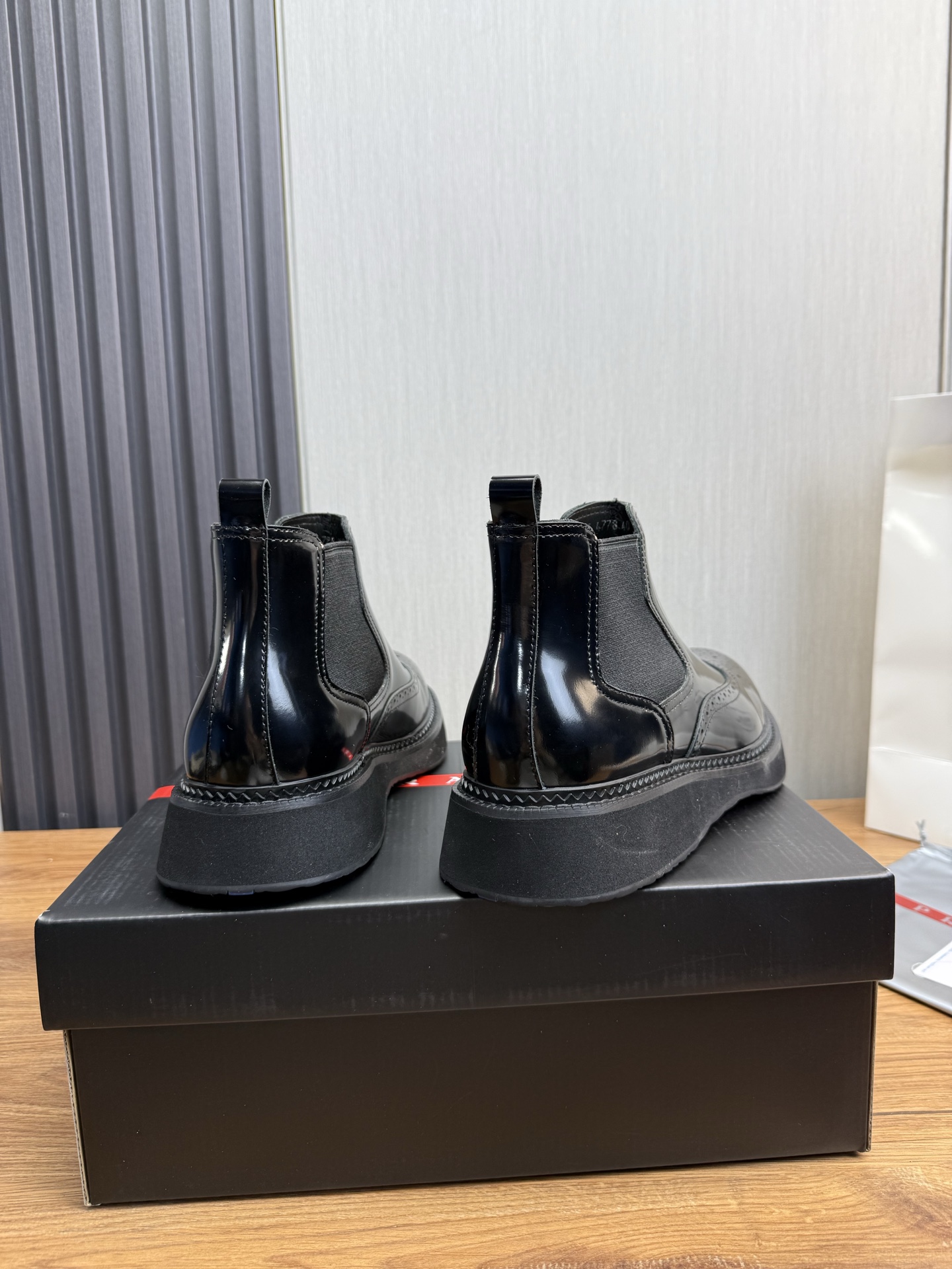 Male Leather Shoes Cow Leather Lightweight