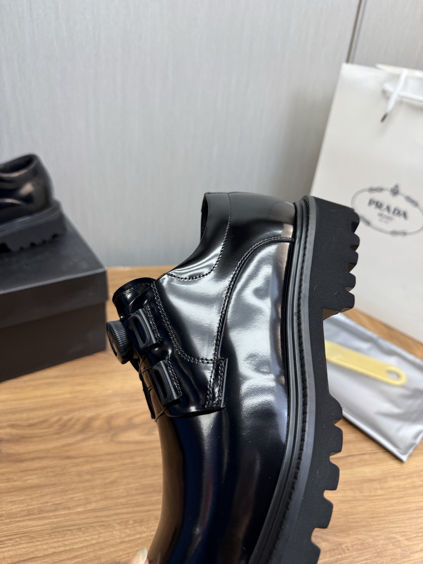 Male Leather Shoes Cow Leather Lightweight