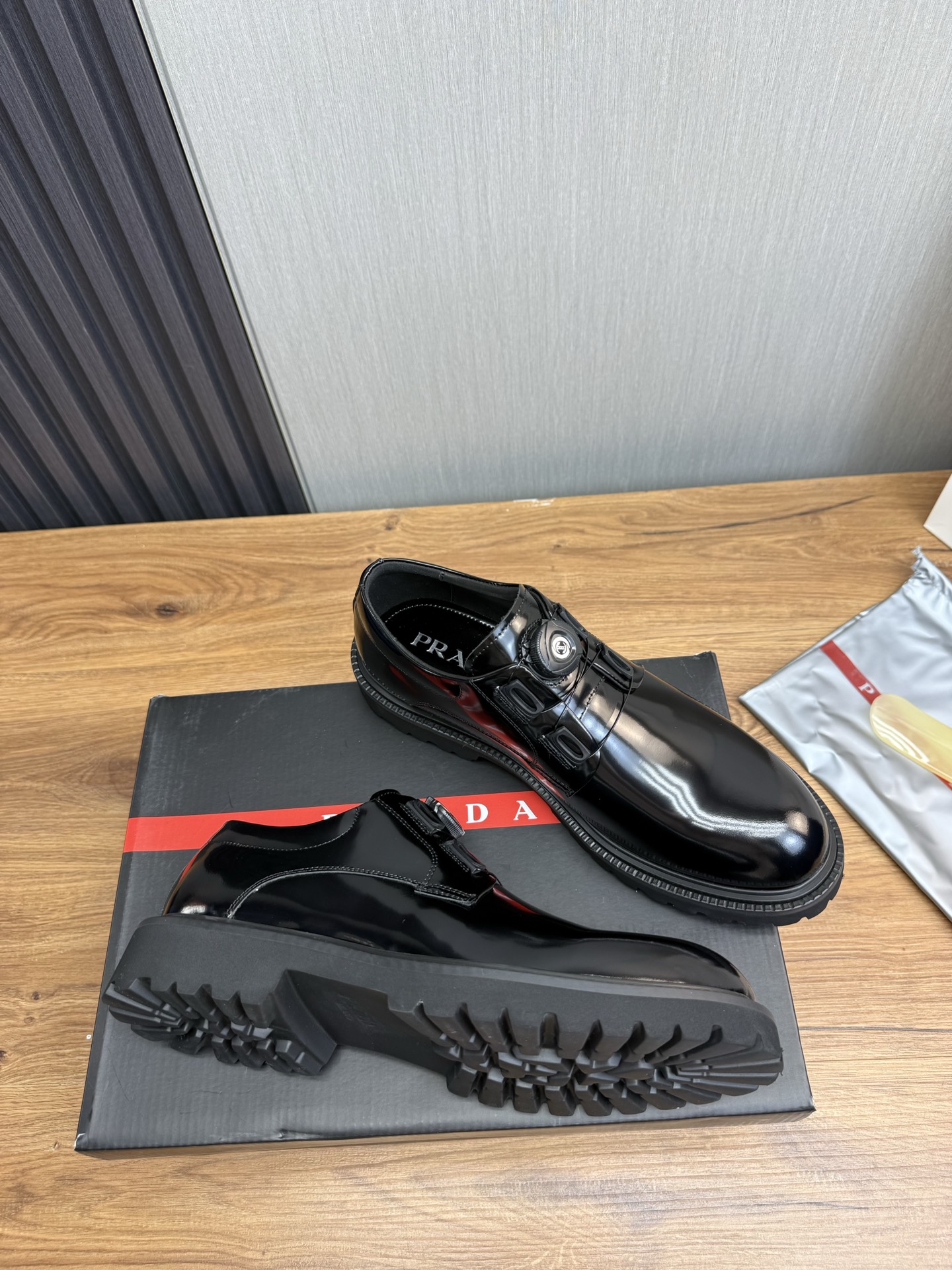 Male Leather Shoes Cow Leather Lightweight