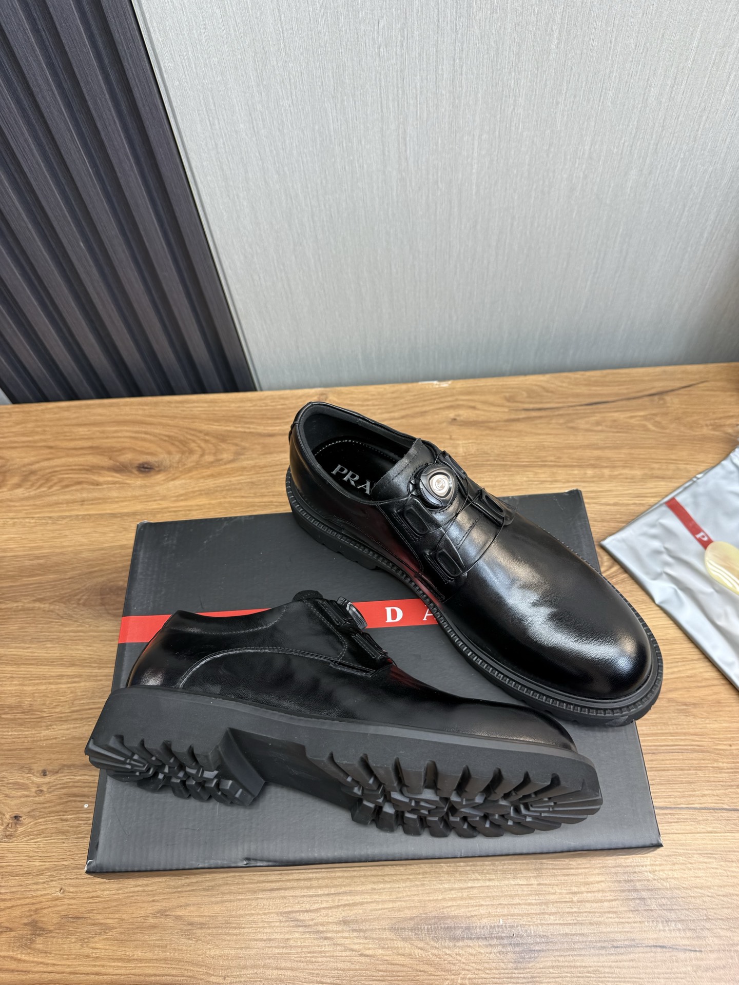 Male Leather Shoes Cow Leather Lightweight
