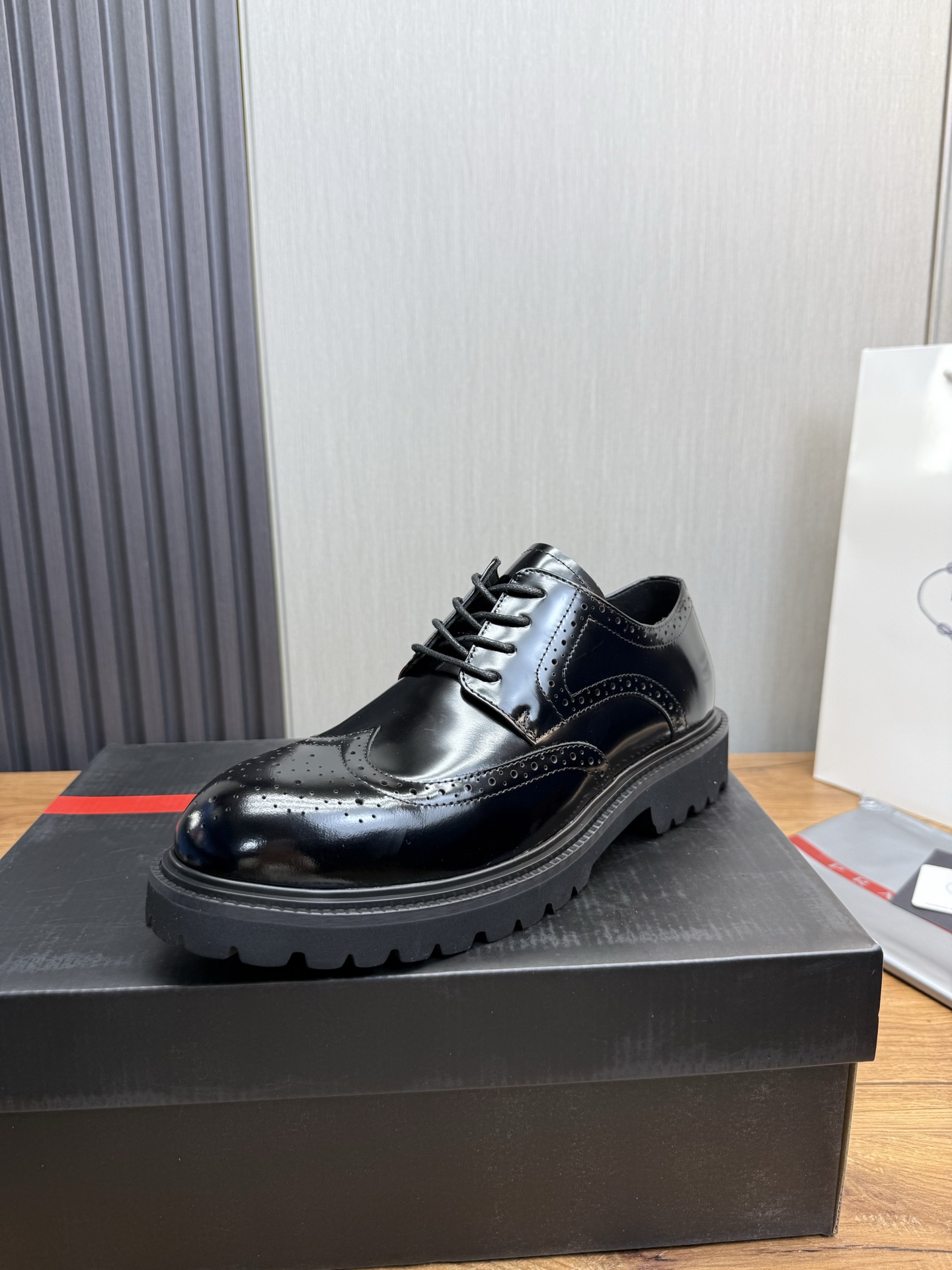 Male Leather Shoes Cow Leather Lightweight
