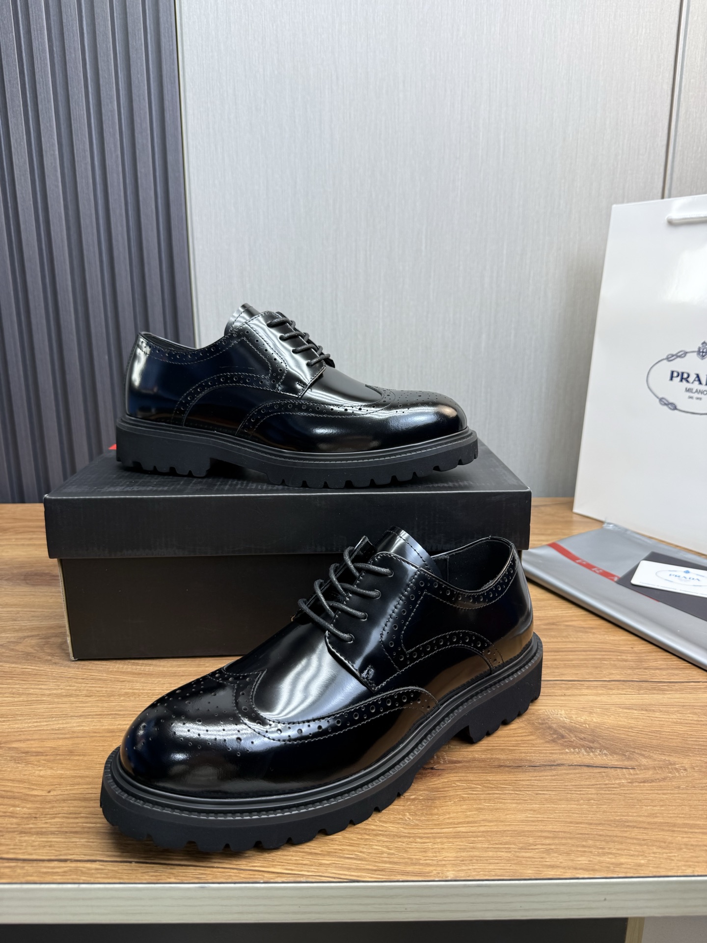 Male Leather Shoes Cow Leather Lightweight
