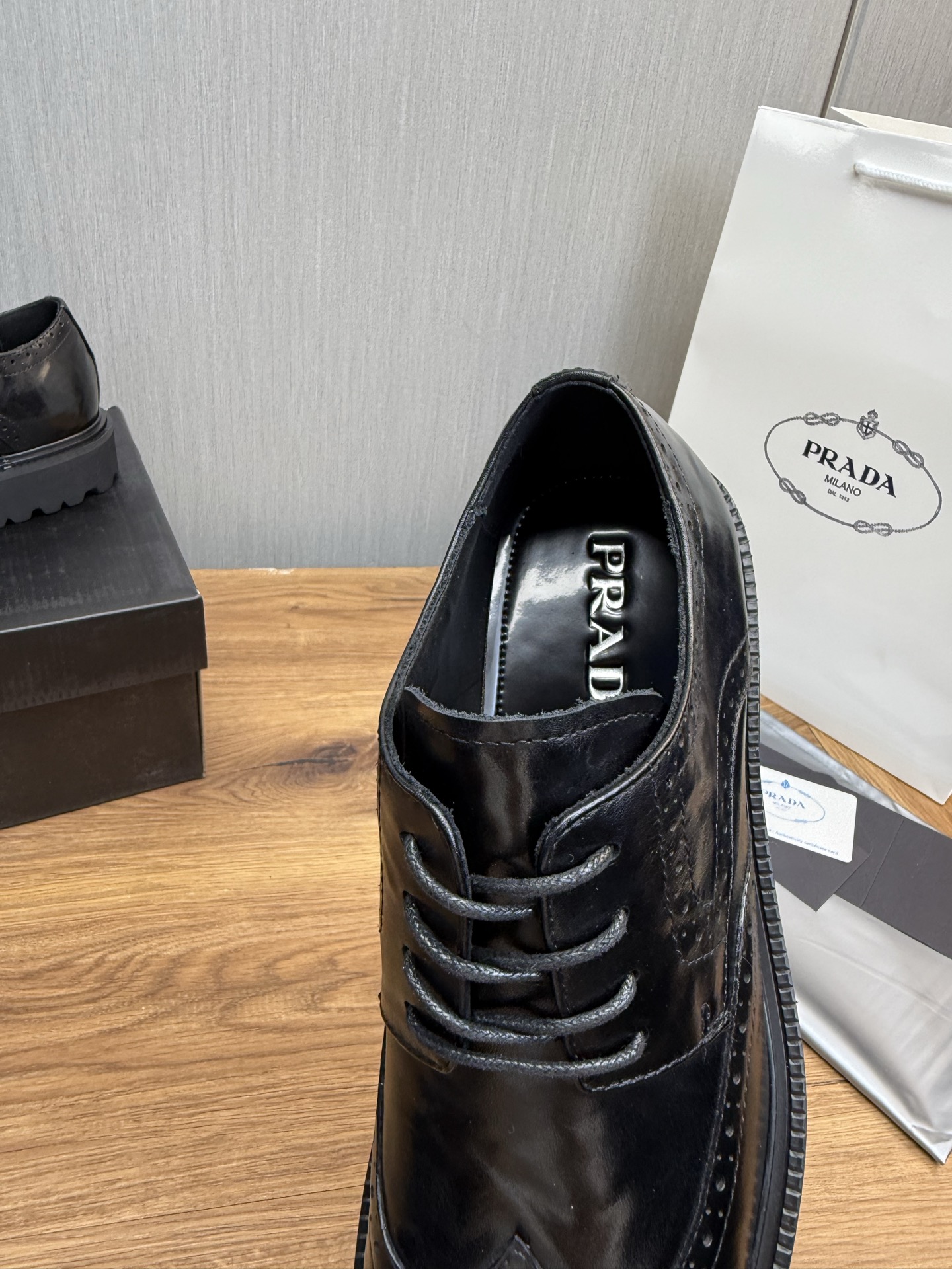 Male Leather Shoes Cow Leather Lightweight