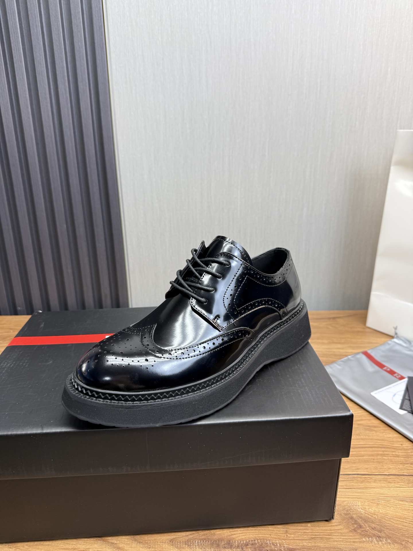 Male Leather Shoes Cow Leather Lightweight
