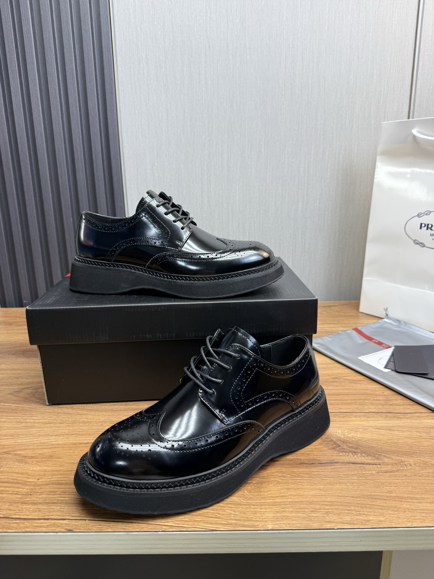 Male Leather Shoes Cow Leather Lightweight