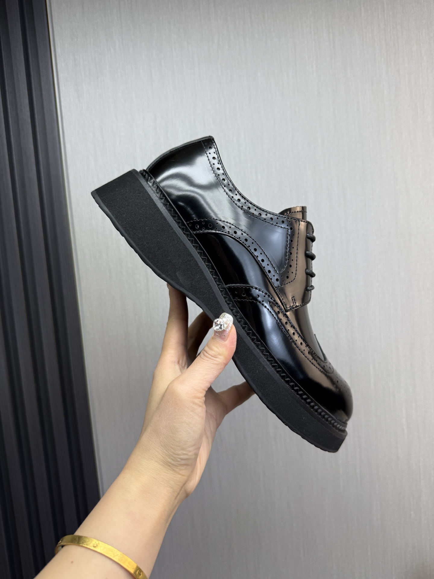 Male Leather Shoes Cow Leather Lightweight