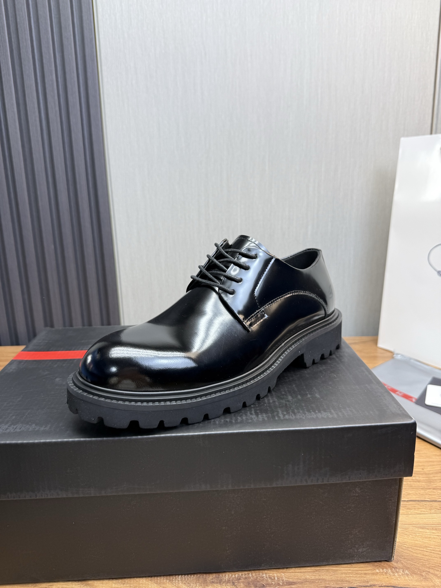Male Leather Shoes Cow Leather Lightweight