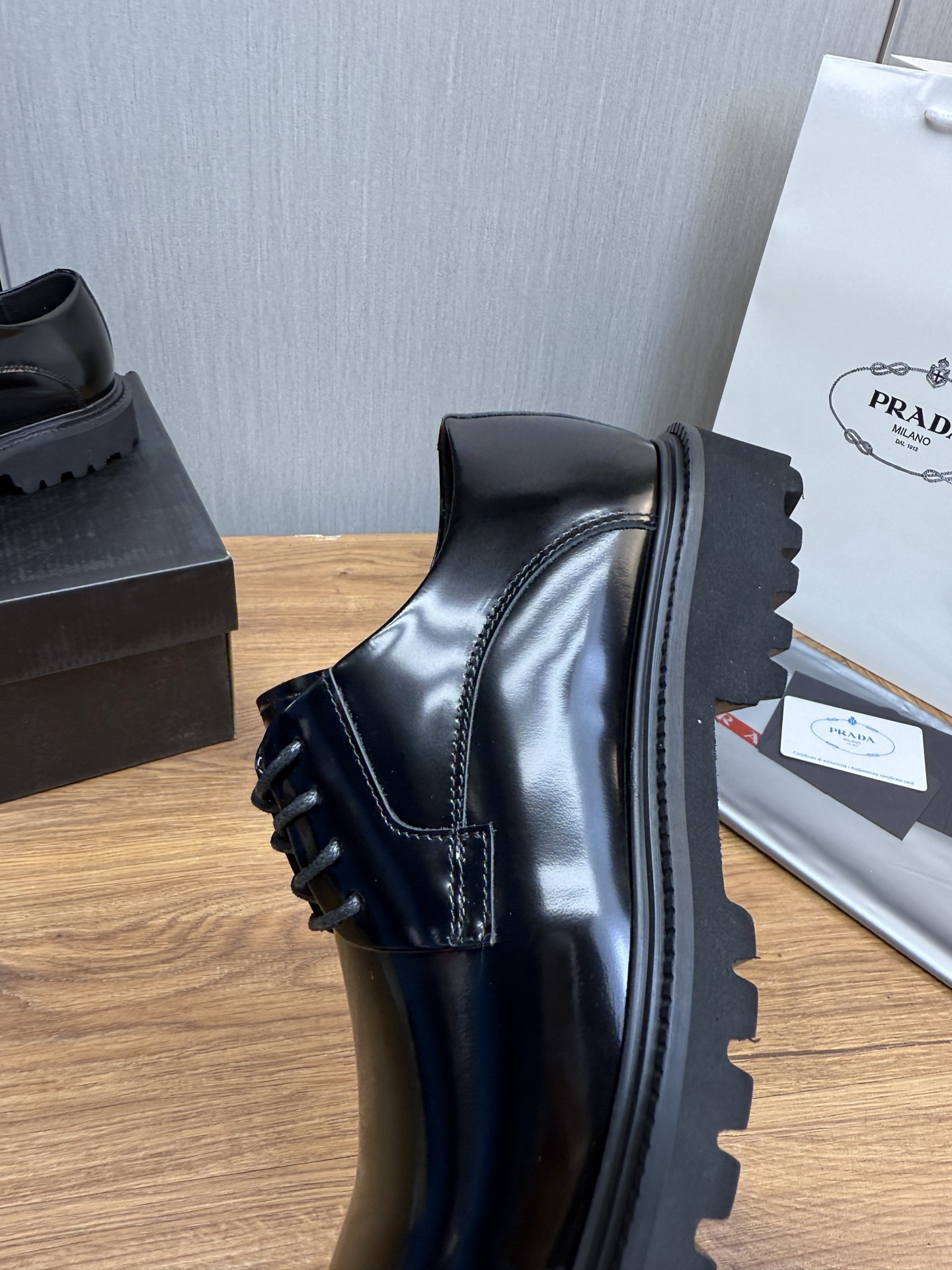 Male Leather Shoes Cow Leather Lightweight