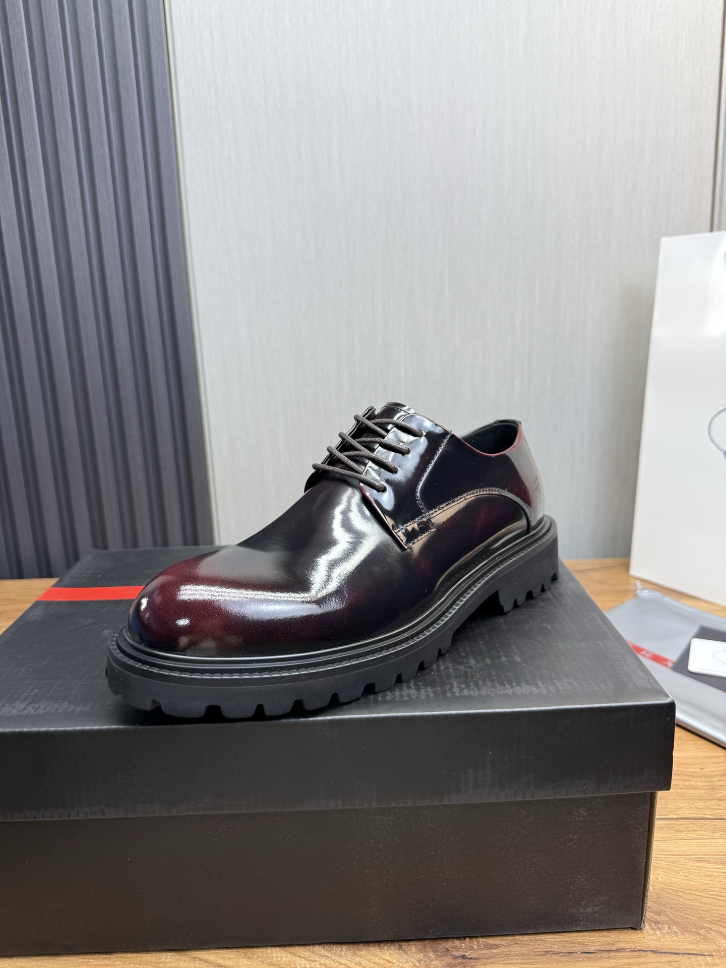 Male Leather Shoes Cow Leather Lightweight