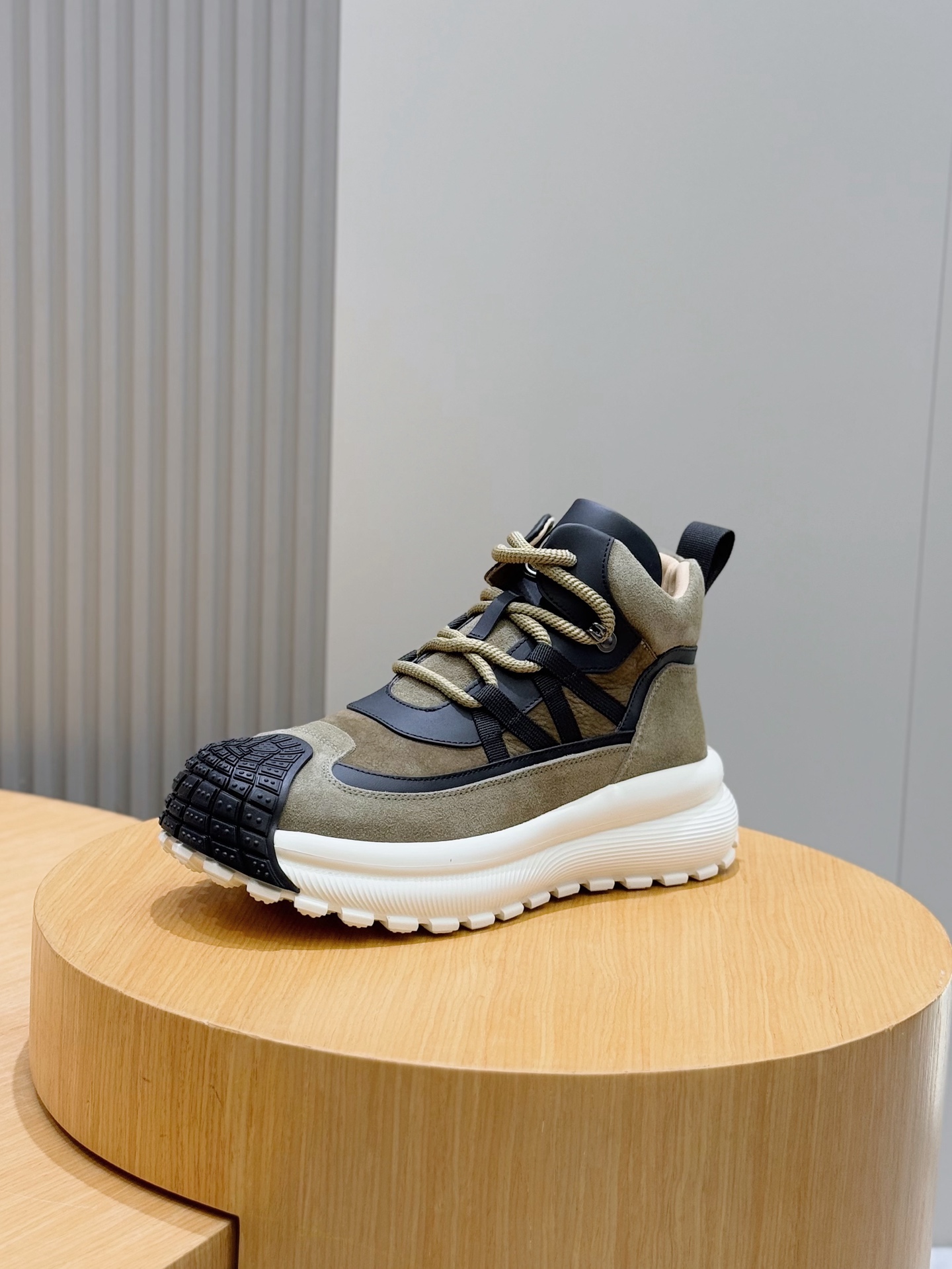 Male Basic Shoes S