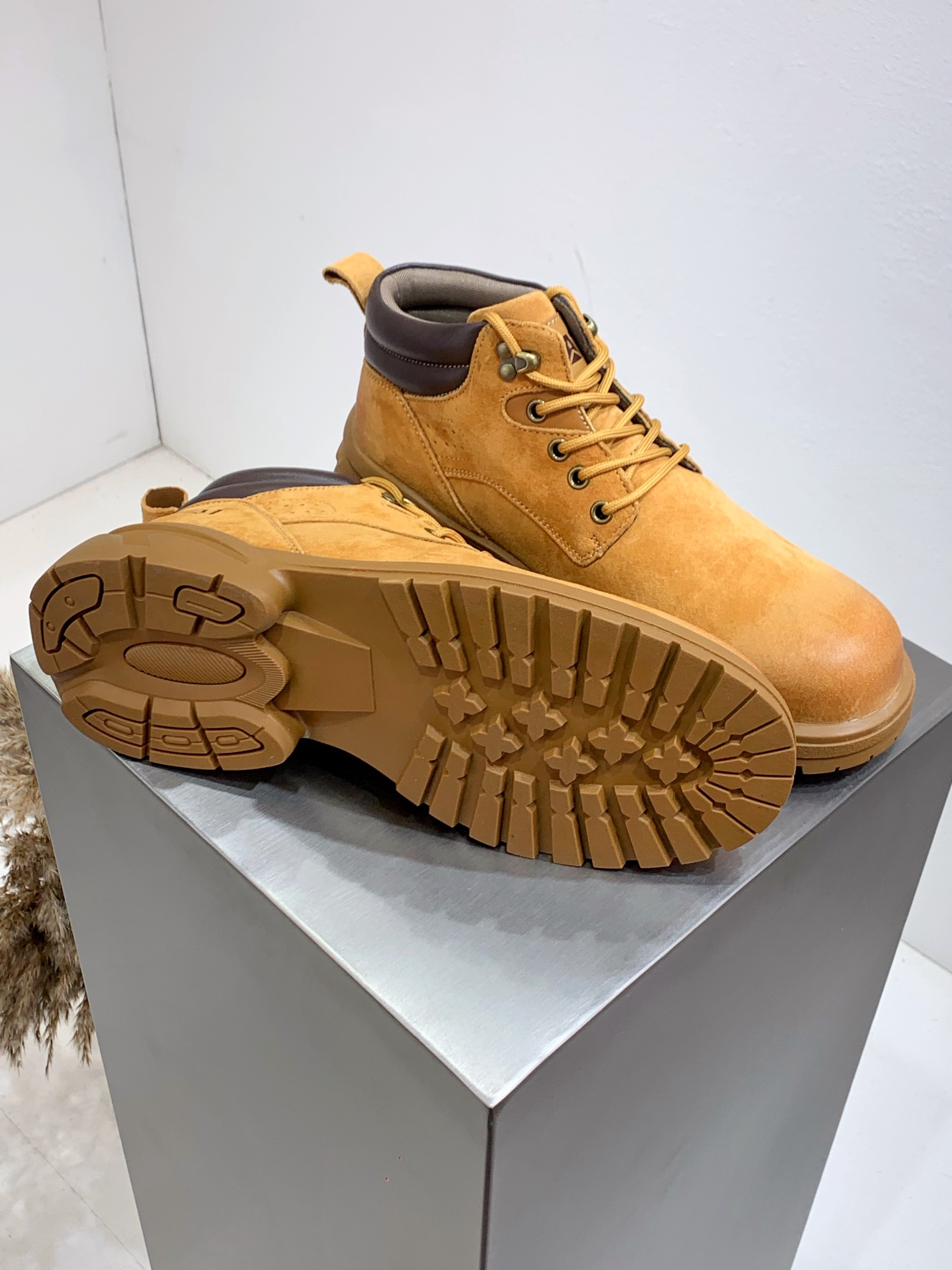 Male Boots M-l