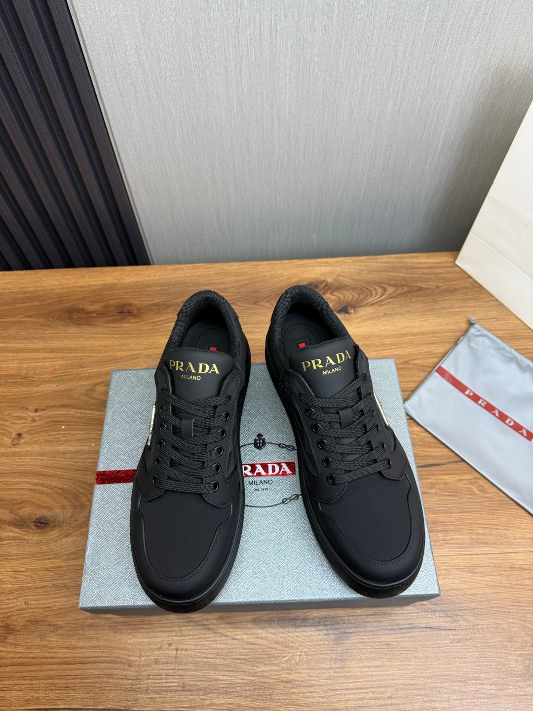 Male Basic Shoes