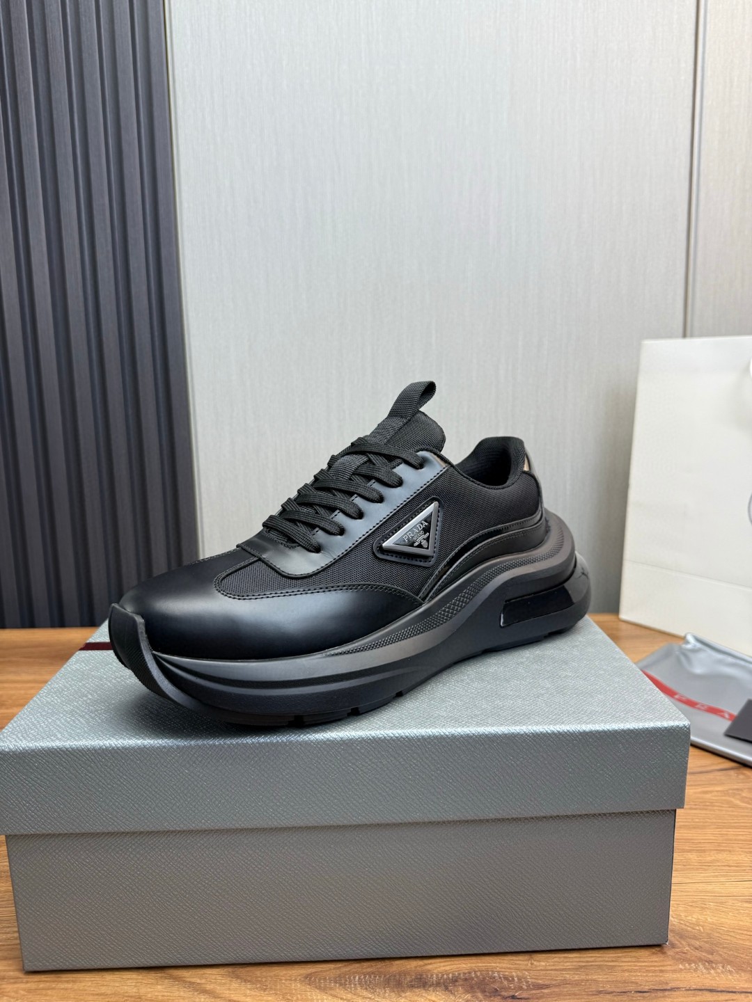 Male Basic Shoes