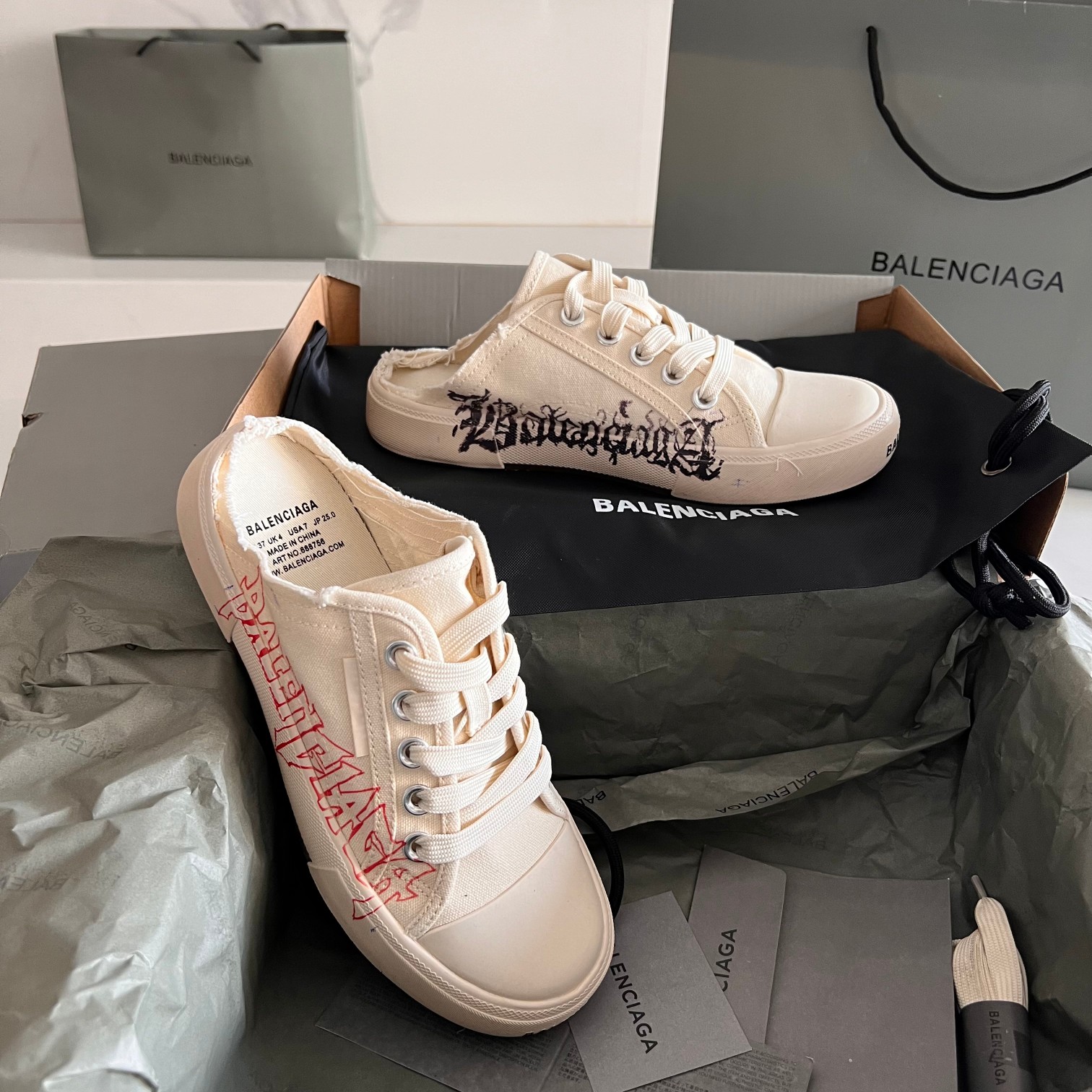 Balenciaga Basic Shoes L