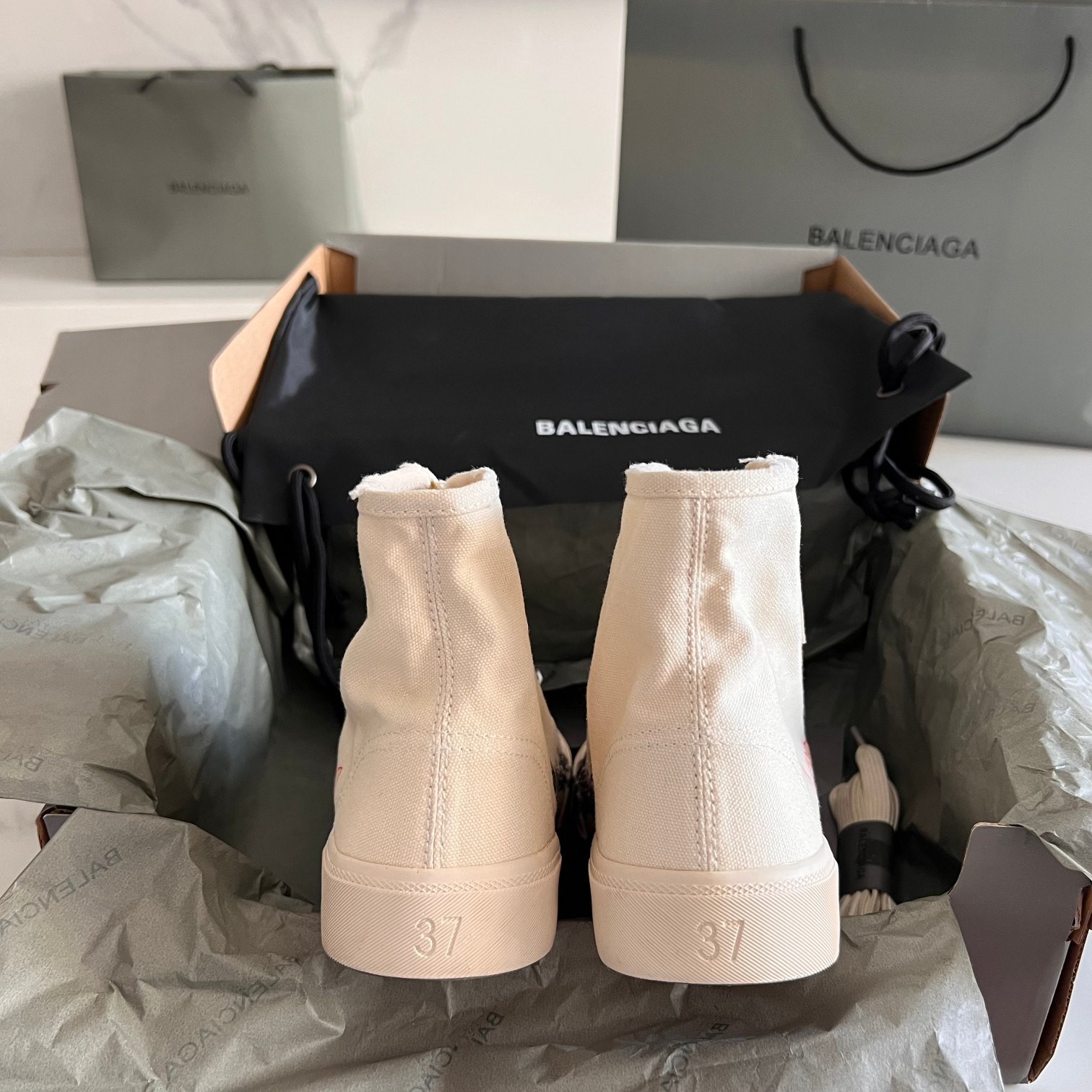 Balenciaga Basic Shoes L