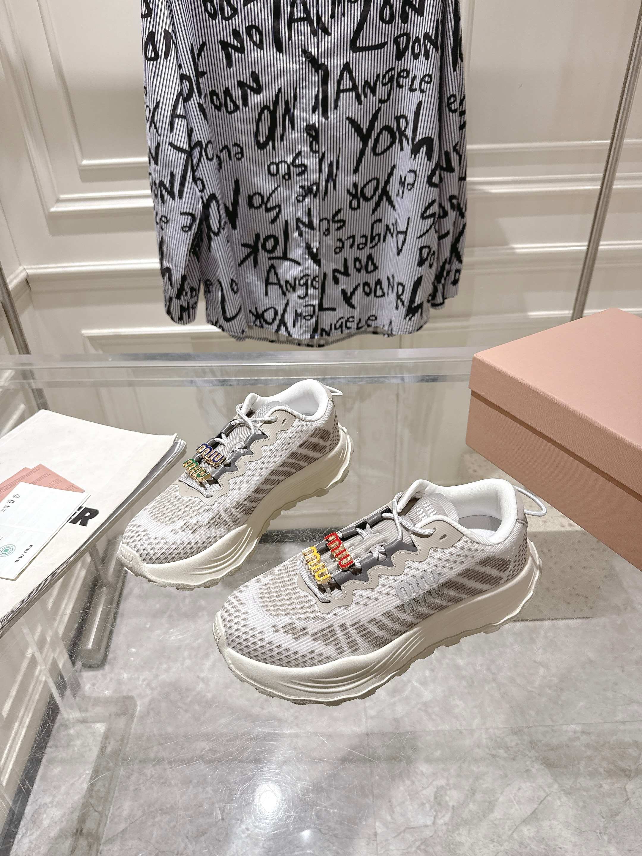 Miu Miu Couple Sneakers M-s