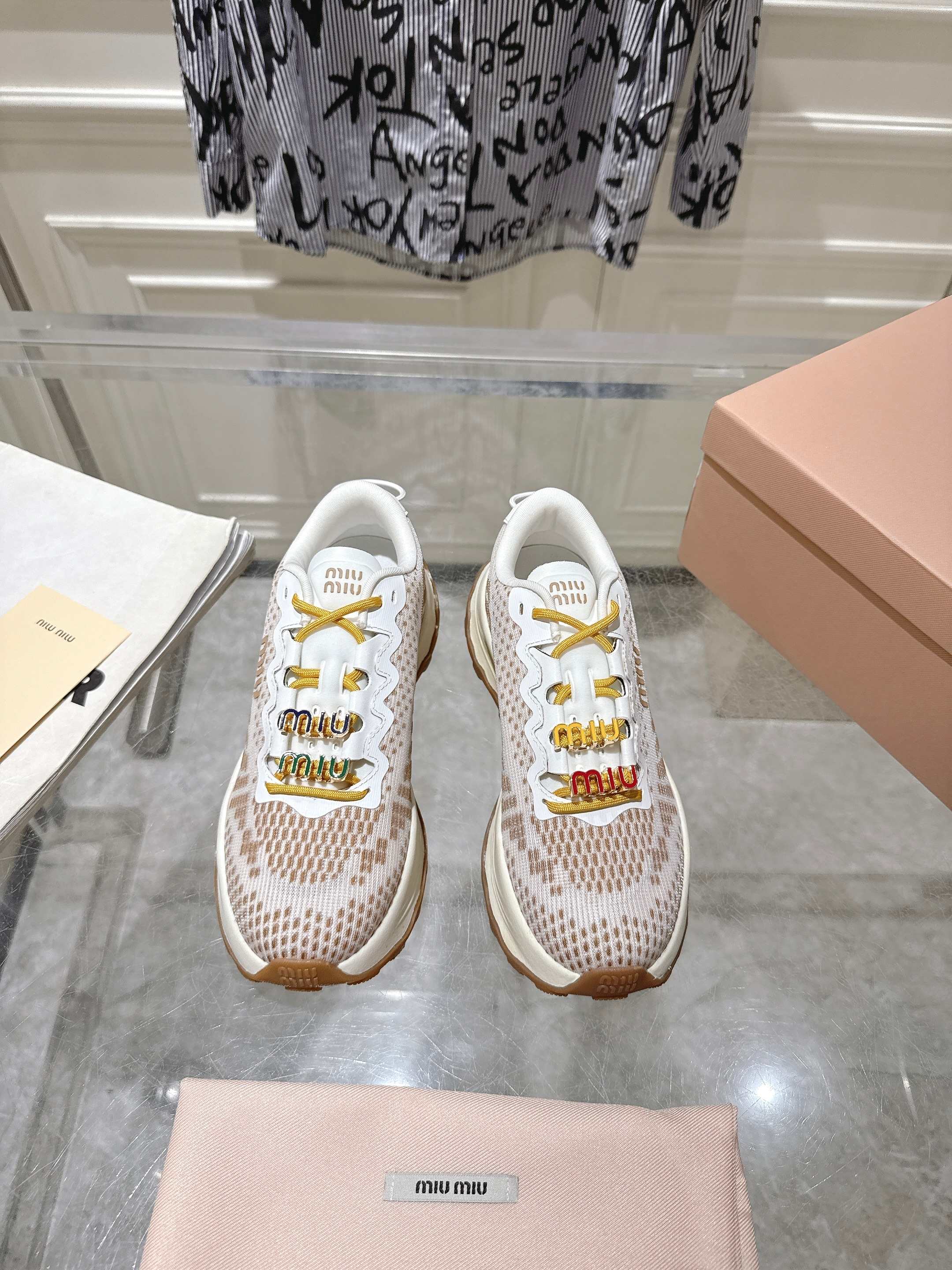 Miu Miu Couple Sneakers M-s