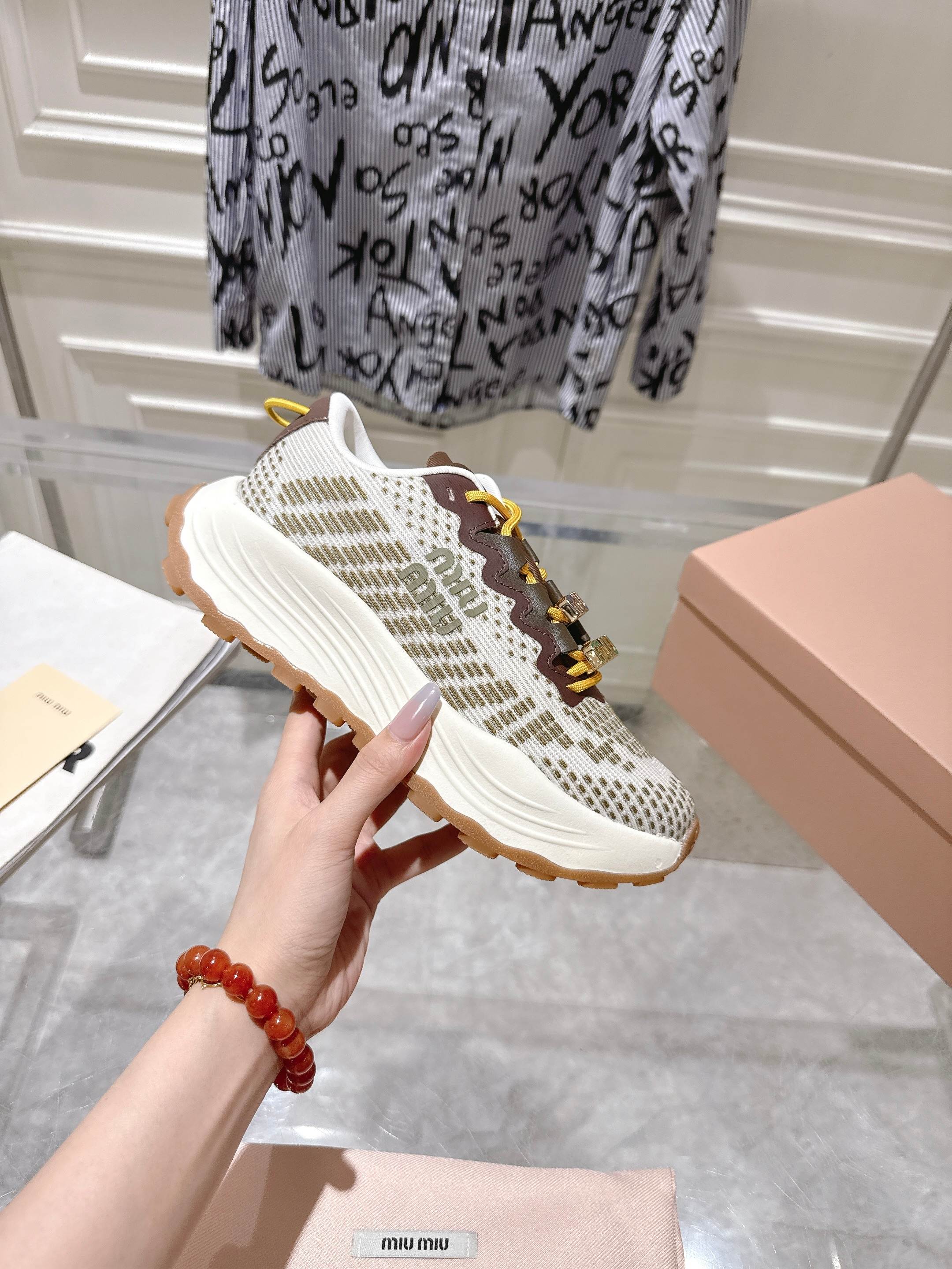 Miu Miu Couple Sneakers M-s