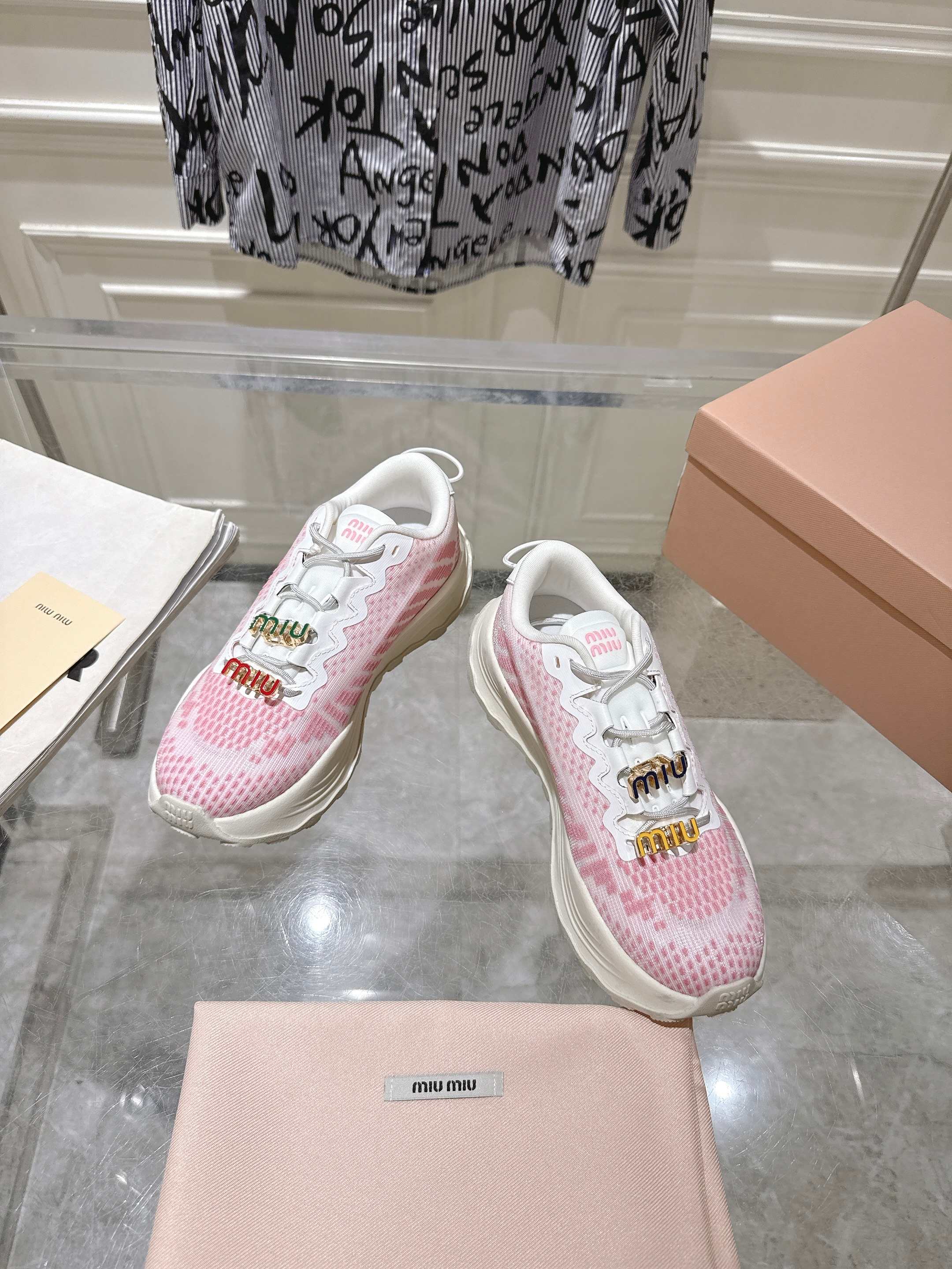 Miu Miu Couple Sneakers M-s