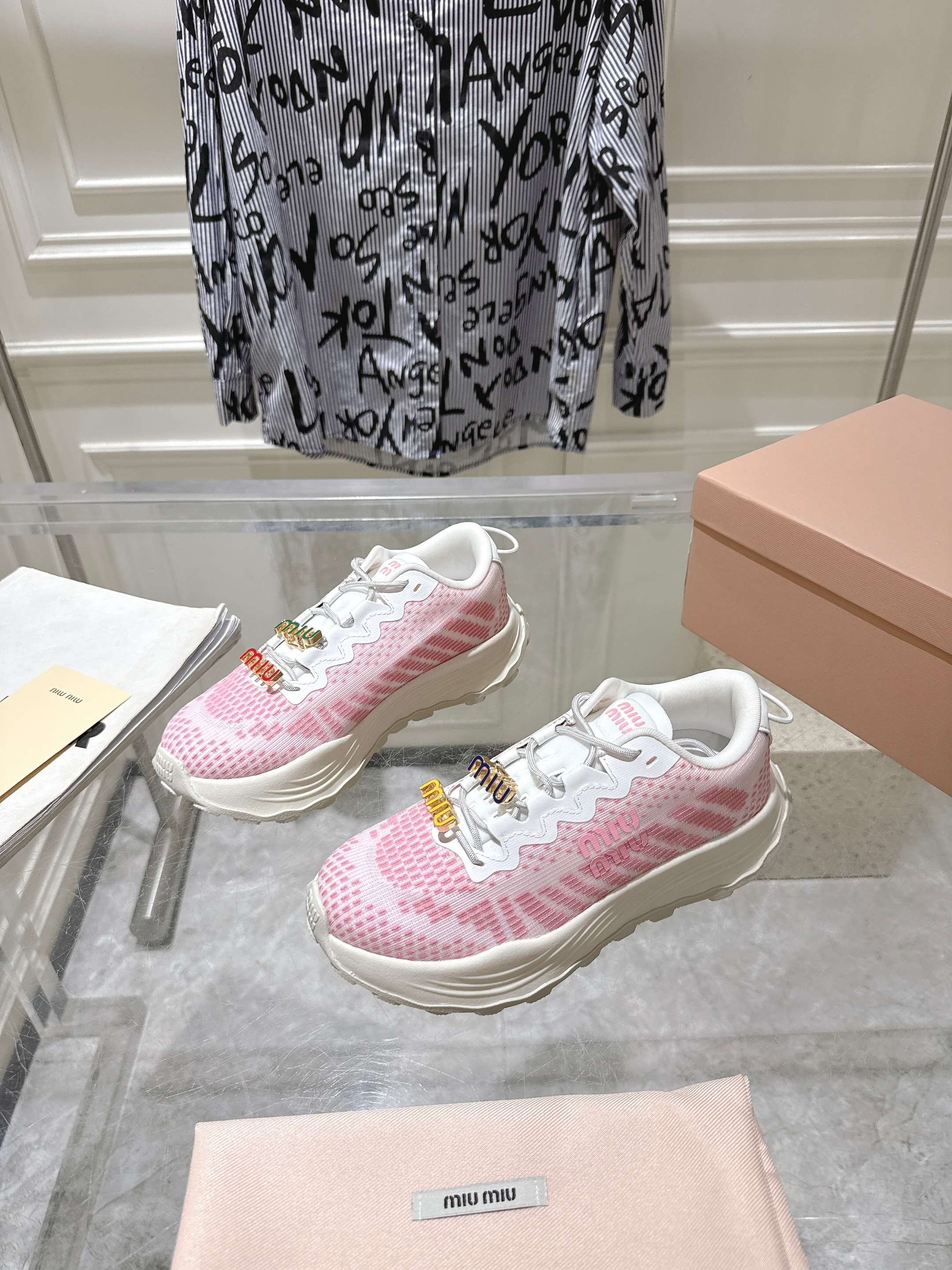 Miu Miu Couple Sneakers M-s
