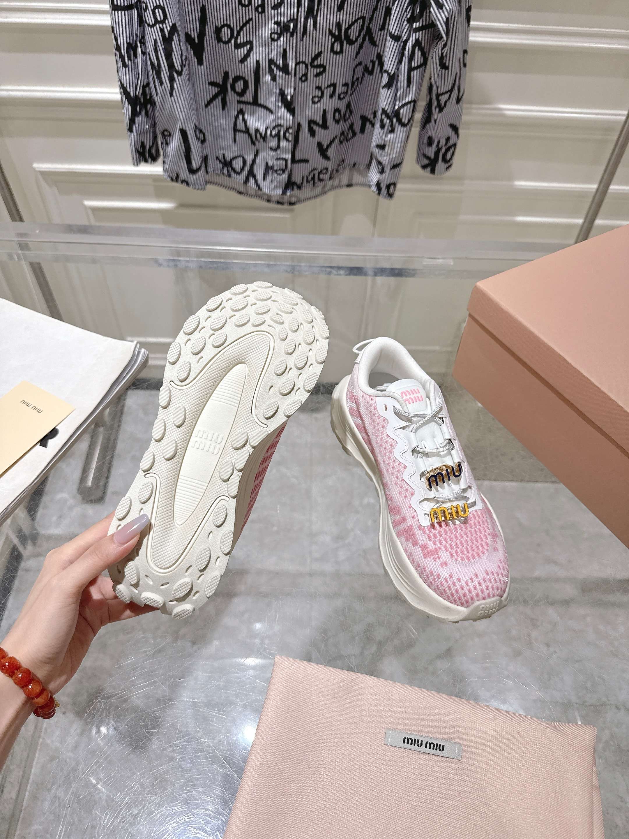 Miu Miu Couple Sneakers M-s