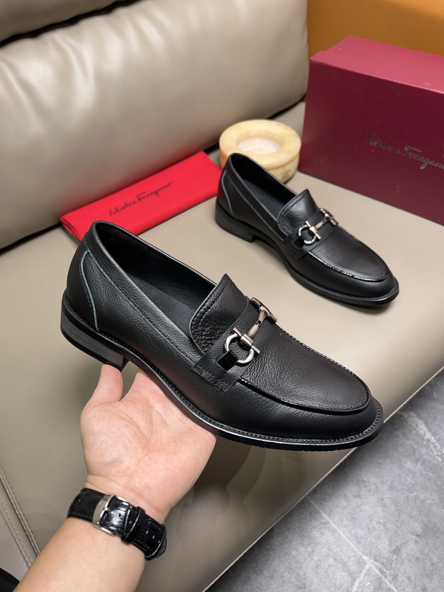 Ferragamo Leather Shoes Cow Leather Breathable