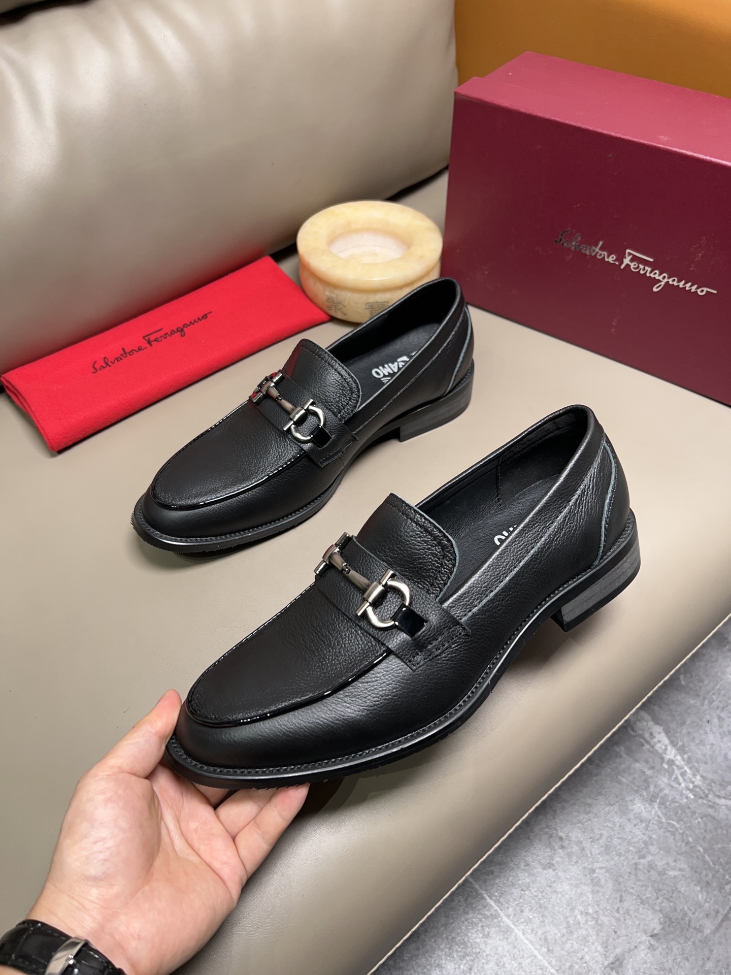 Ferragamo Leather Shoes Cow Leather Breathable