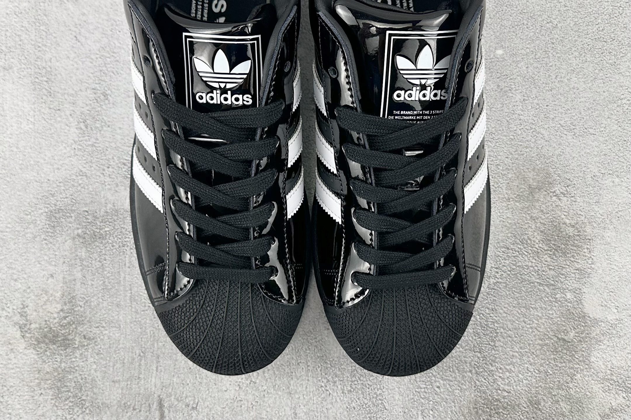 Basic Shoes Black L-s