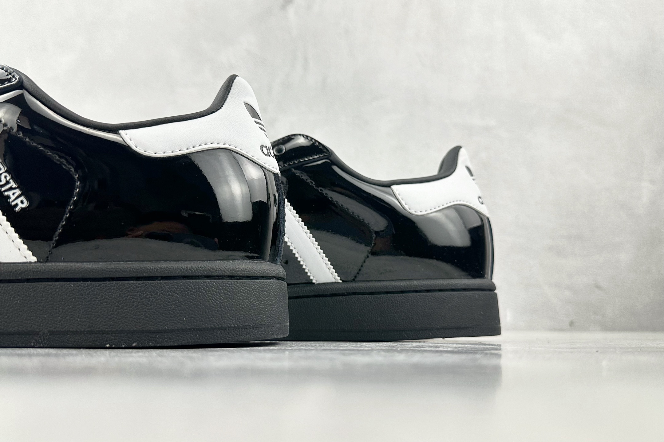Basic Shoes Black L-s
