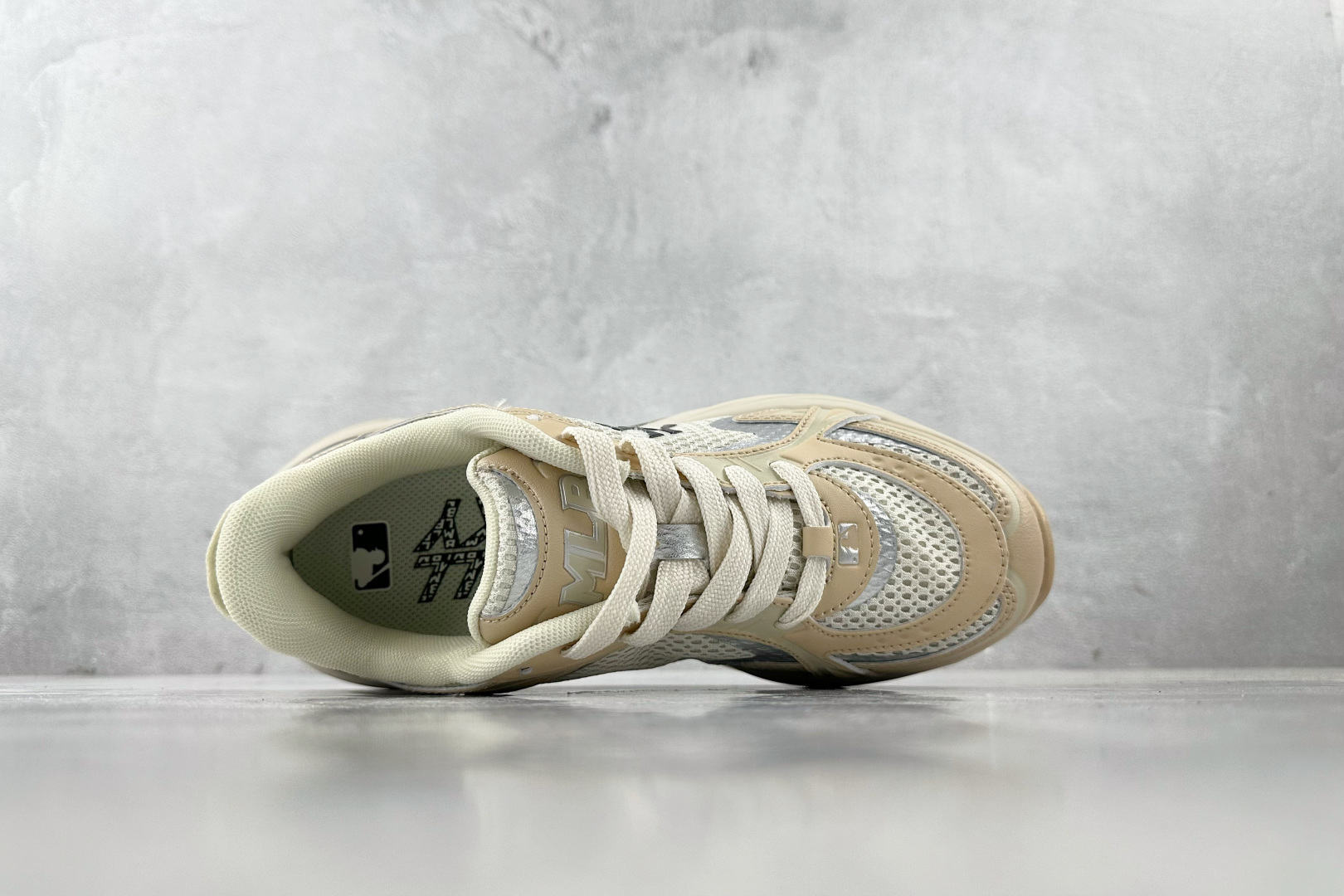 Basic Shoes M-l-s
