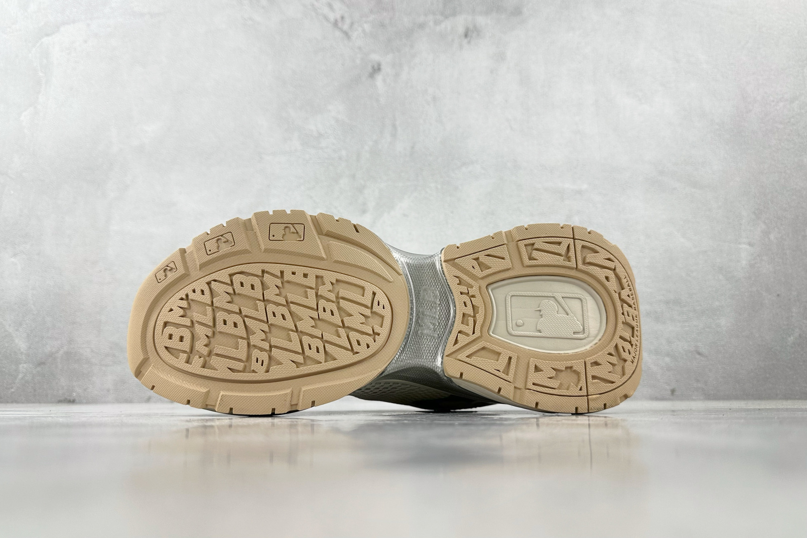 Basic Shoes M-l-s