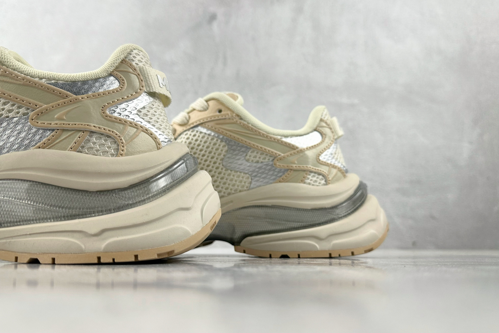Basic Shoes M-l-s