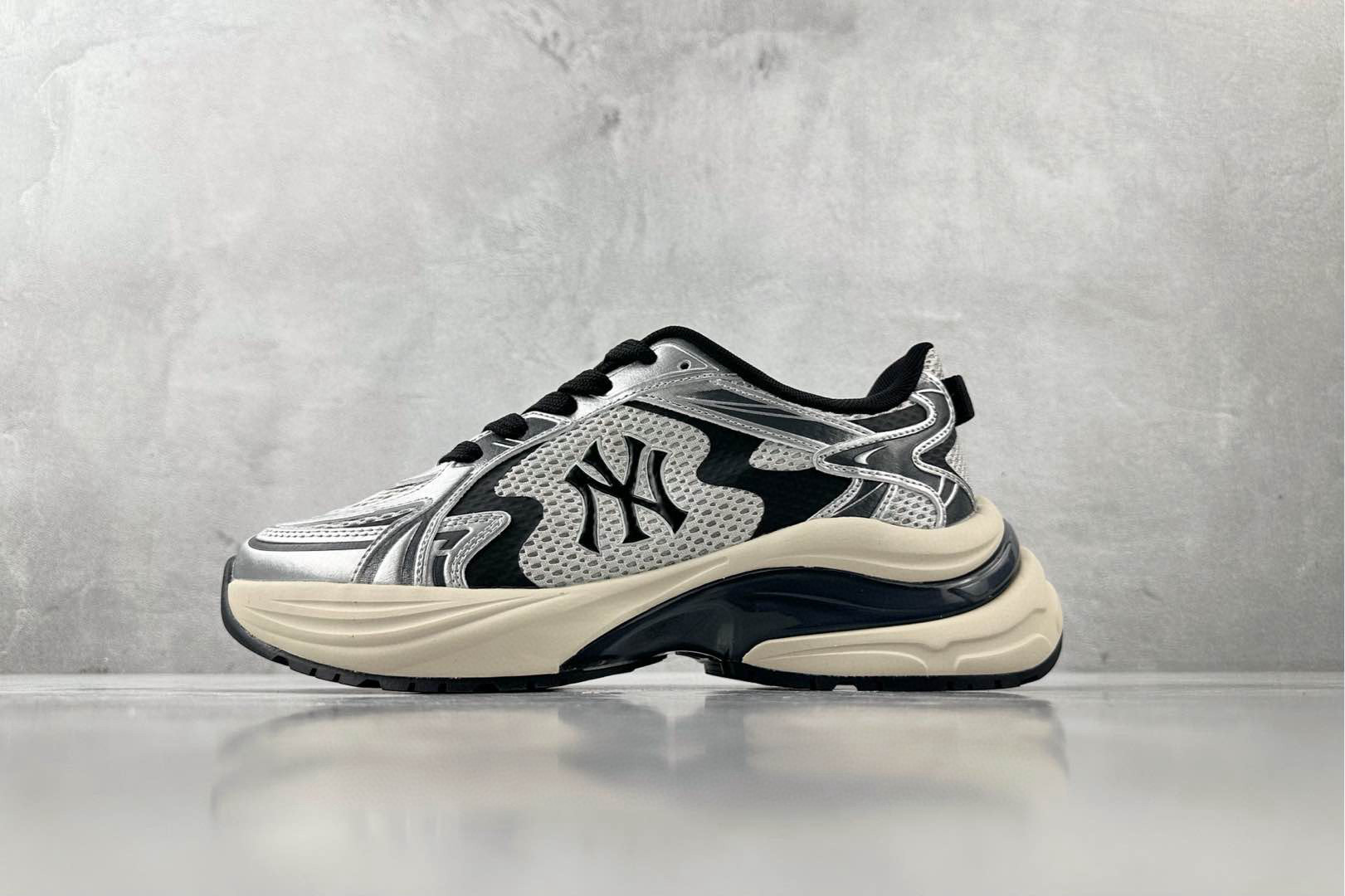Basic Shoes M-l