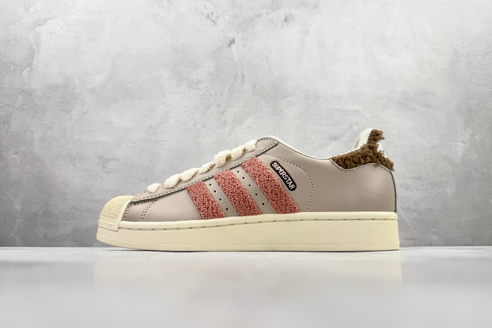 Basic Shoes Pink L-s