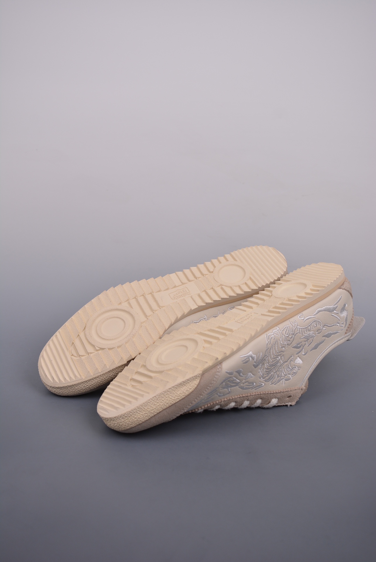 Adidas Dolce Gabbana Onitsuka Tiger Basic Shoes M-l-s