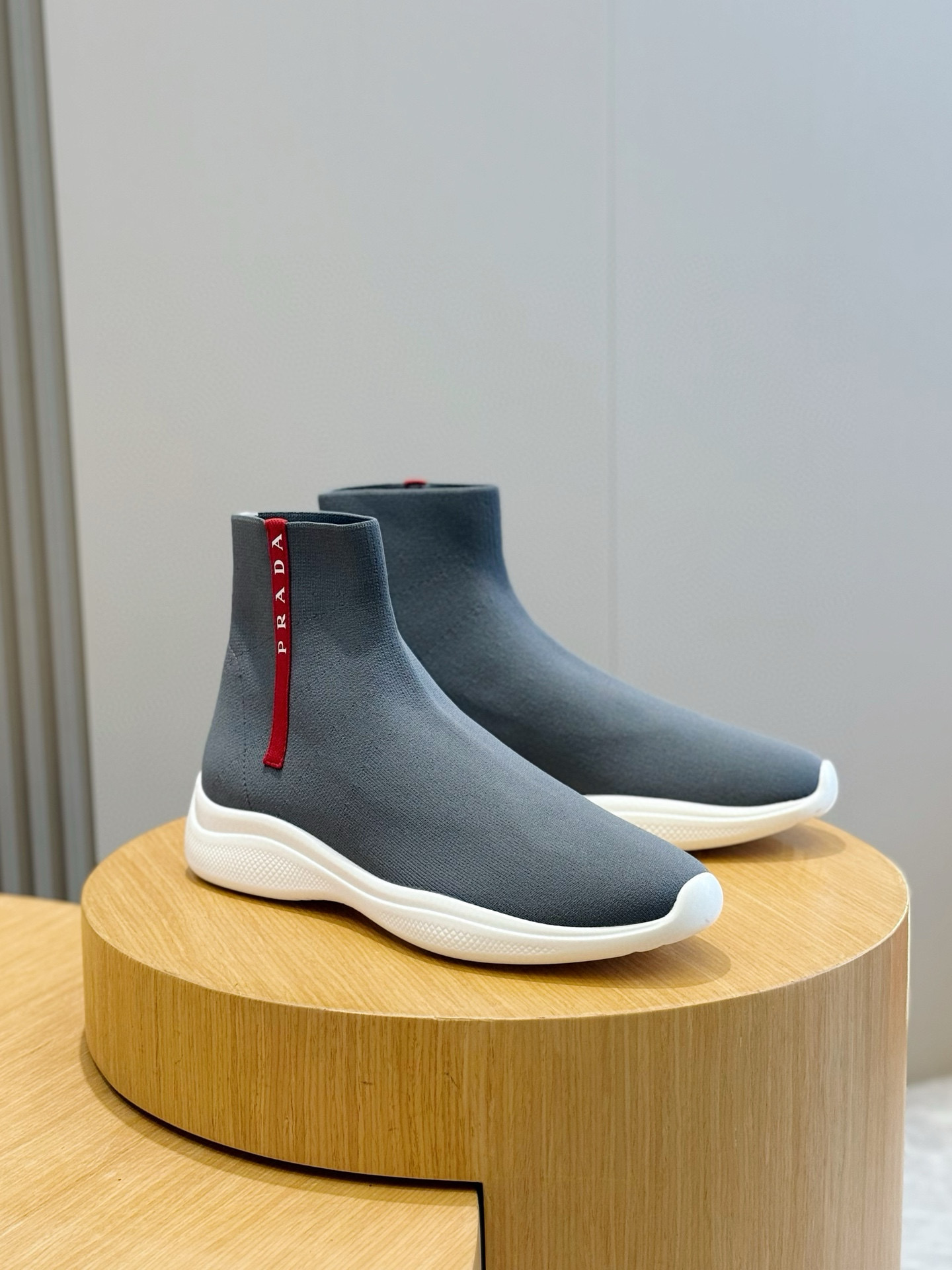 Prada Sneakers S